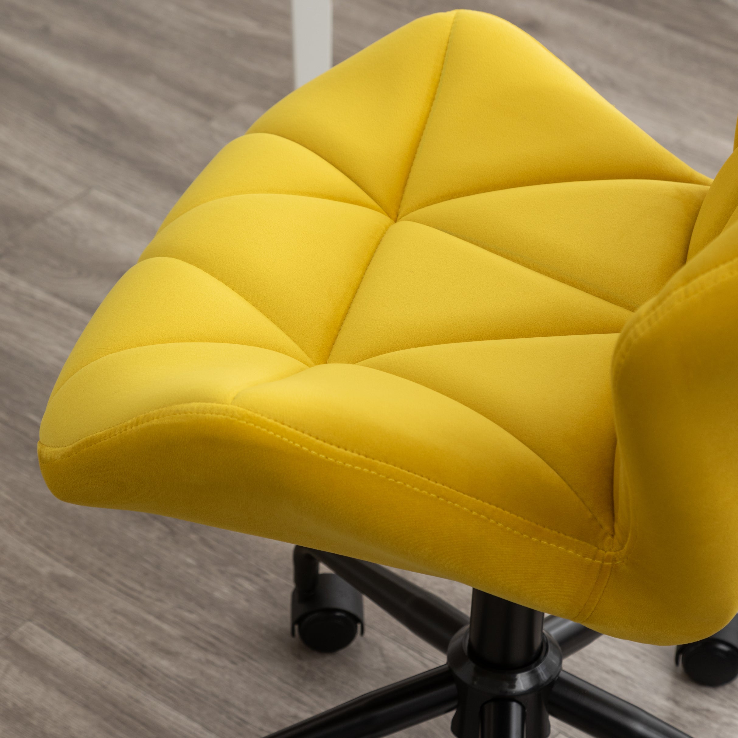 Roundhill Furniture Eldon Diamond Tufted Adjustable Swivel Office Chair - Ergonomic Executive Desk Chair with Lumbar Support for Home & Office Workspace