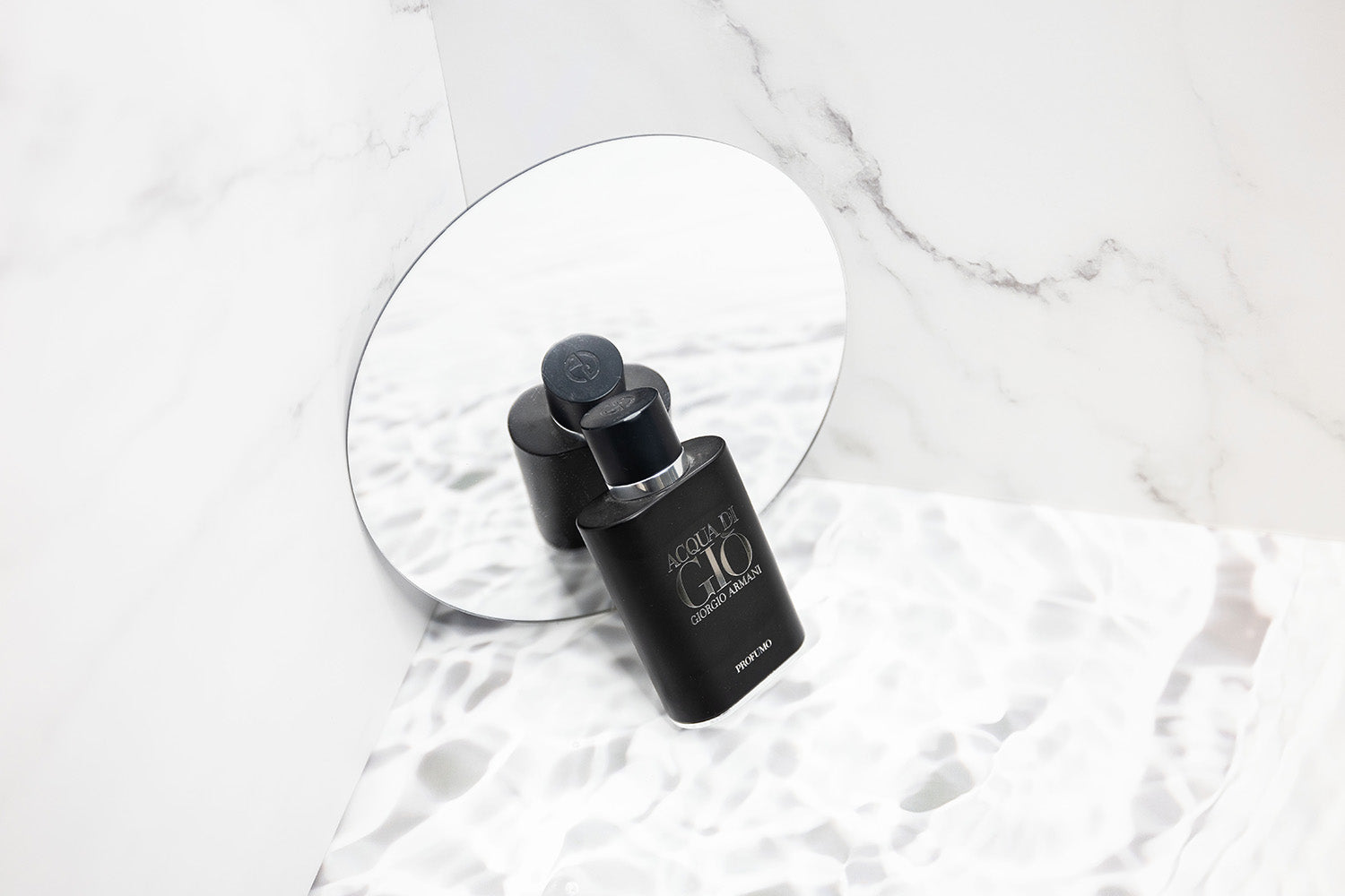 Queenscliff Rippled Water Flat Lay Backdrop for Instagram - 56cm x 87cm Photo Background - Perfect for Product Photography, Social Media Content & Aesthetic Shoots