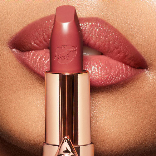 Charlotte Tilbury Hot Lips 2 Matte Lipstick - Long Lasting, Hydrating Lip Color with Vitamin E | Perfect for Date Night, Parties & Everyday Wear