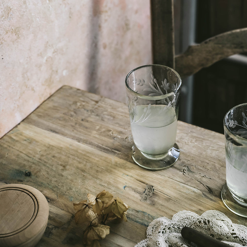 Elegant Hand-Etched Floral Glassware Set - Tall Footed Drinking Glasses for Wine, Cocktails & Special Occasions - Perfect for Weddings, Parties & Home Decor