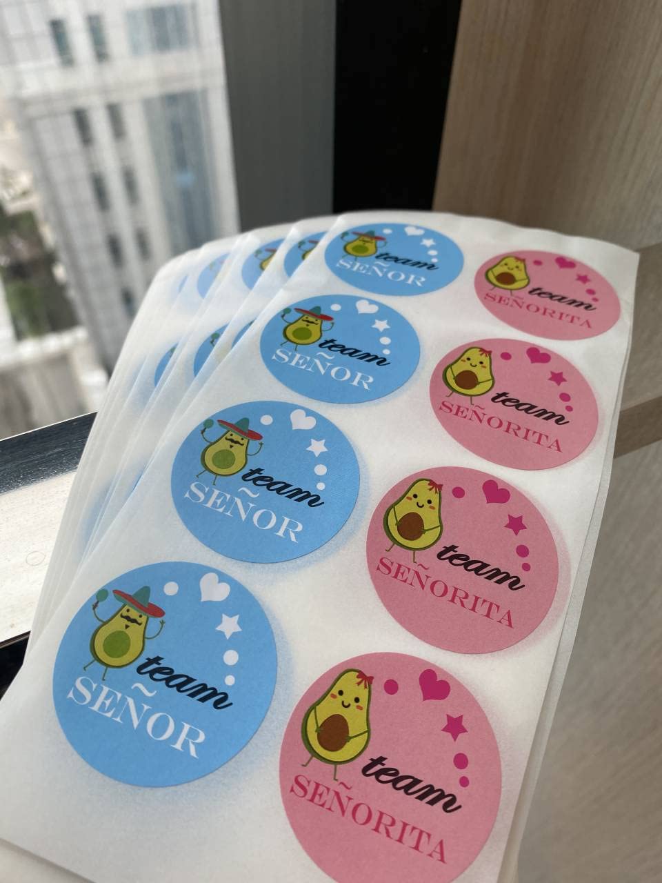 Team Señor Baby Shower Stickers Decorations - 500pcs 1.5inch Spanish Themed Plastic Stickers for Gender Neutral Fiesta Party Decor | Perfect for Baby Showers, Gender Reveals & Birthday Celebrations