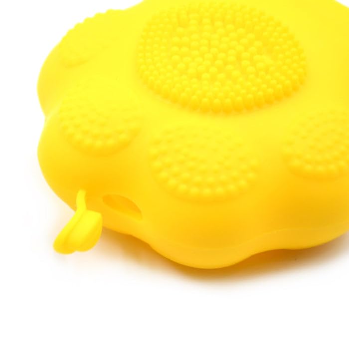 Garonne Non-Slip Silicone Ice Roller for Face - Unique Shape Ice Cube Massager with Easy Grip Handle, Reusable Beauty Tool for Puffiness, Wrinkles & Skin Tightening | At-Home Spa & Post-Workout Recovery