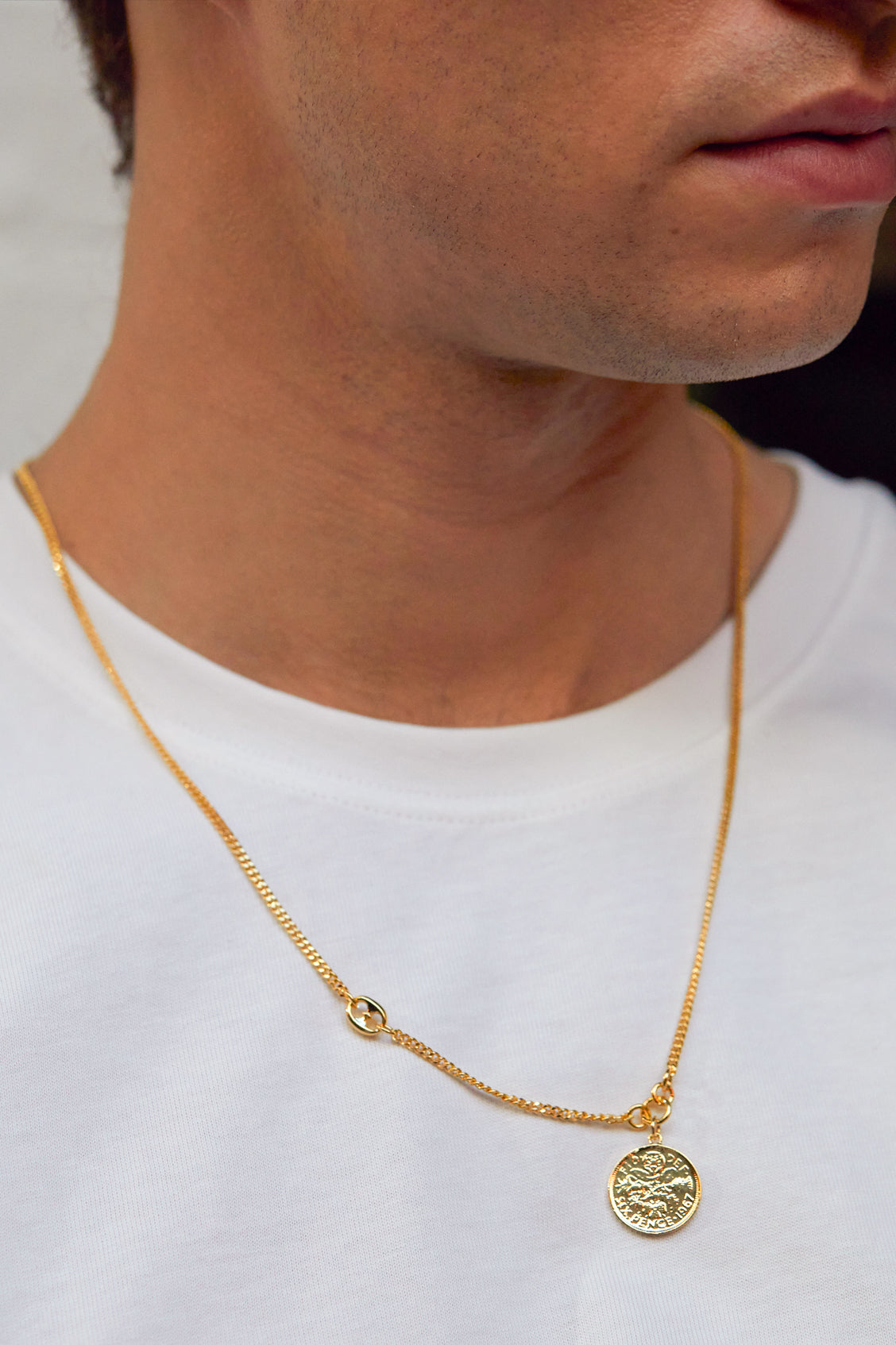 Men's Coin Necklace - Vintage Silver & Gold Pendant Necklaces for Men - Perfect for Casual Wear, Gifts & Special Occasions