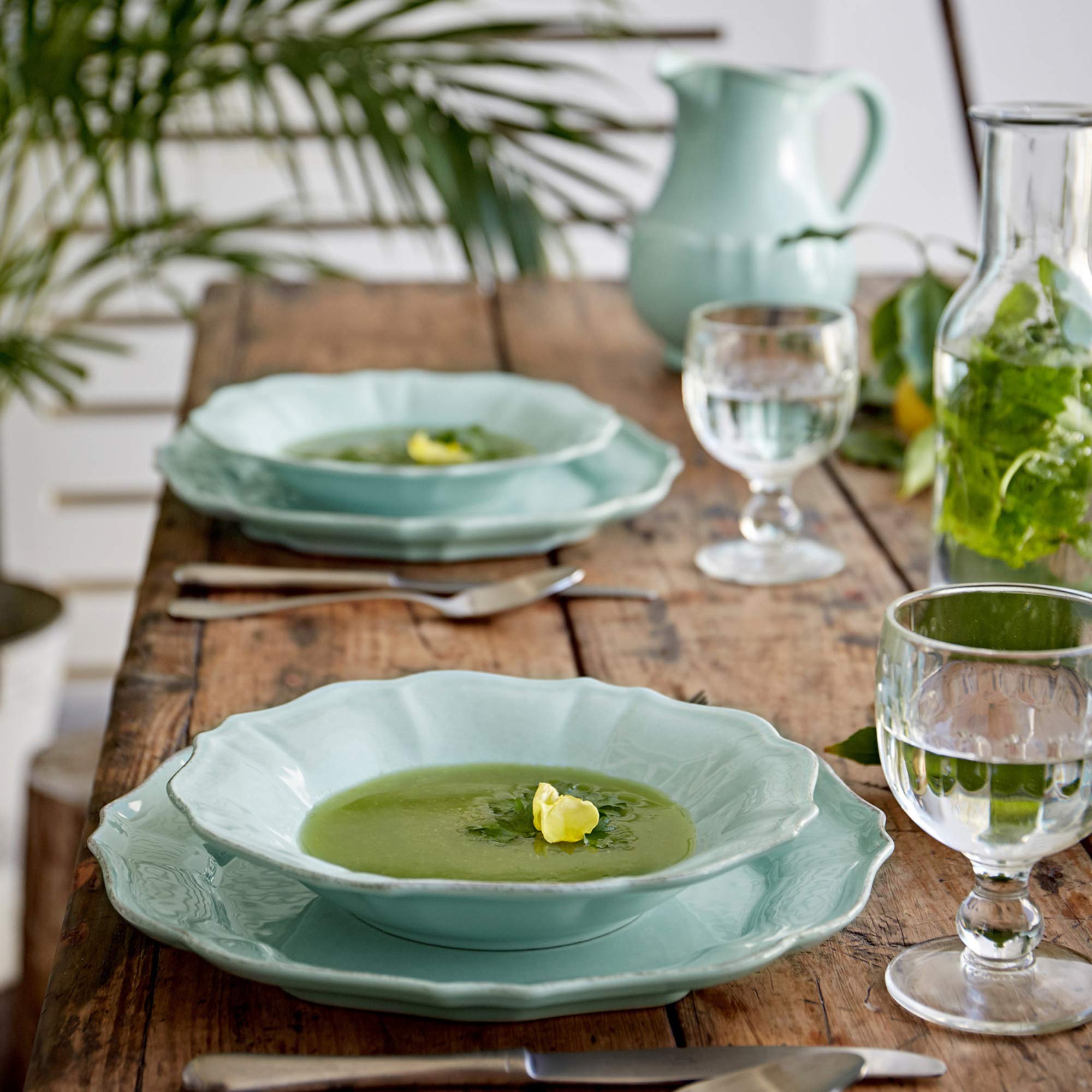 Casafina Ceramic Stoneware 5-Piece Dinnerware Set for 1 - Microwave & Dishwasher Safe, Food Safe, Restaurant Quality Tableware in Robin's Egg Blue | Perfect for Everyday Dining, Dinner Parties & Restaurant Use
