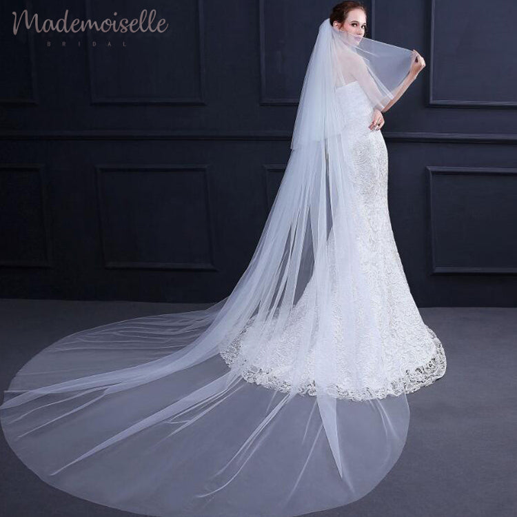 Denisse Veil - Elegant Lace Wedding Veil for Brides | Perfect for Church Ceremonies & Outdoor Weddings