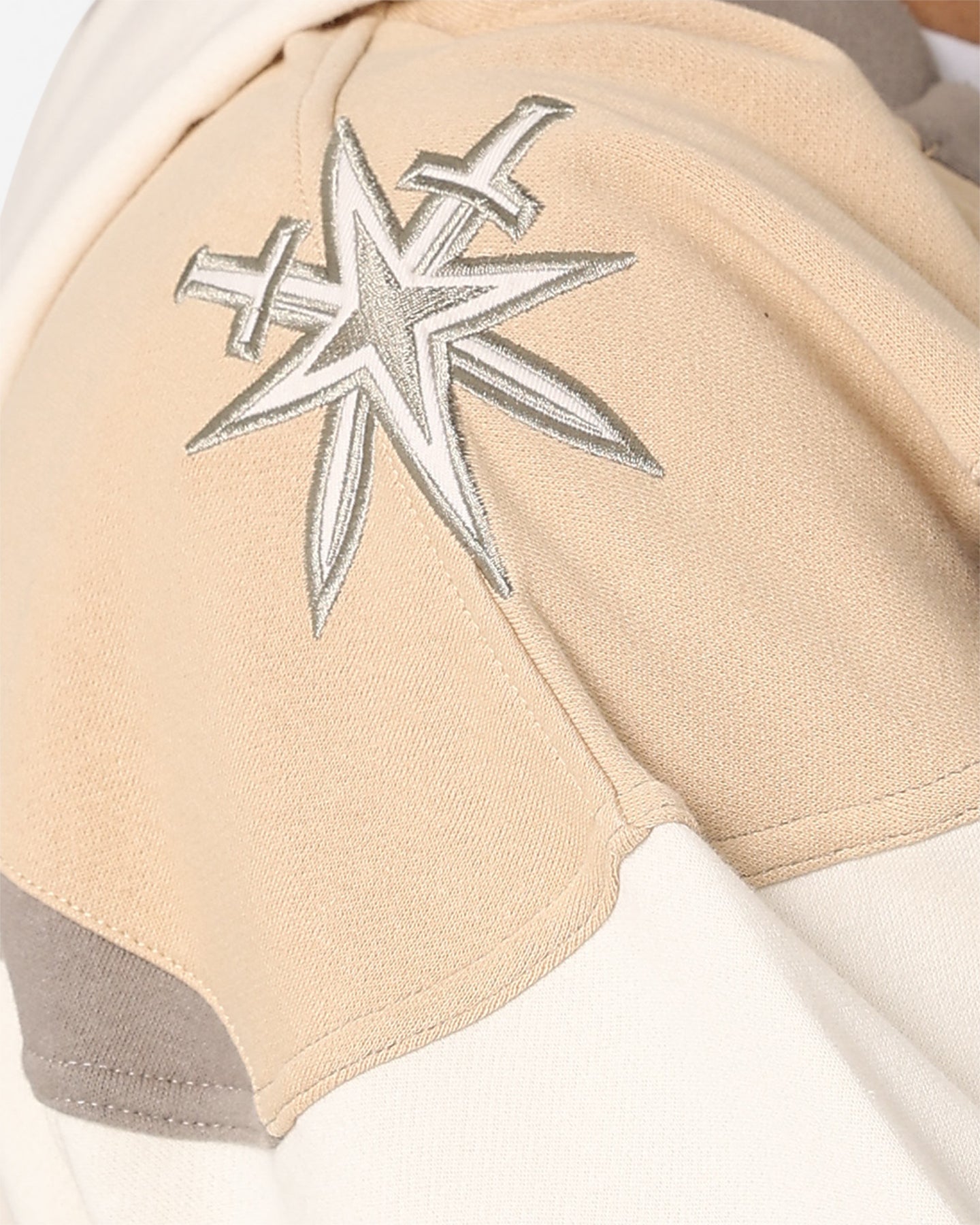 47 Brand Las Vegas Knights Superior Lacer Hoodie - Cream/Khaki | Men's NHL Hockey Pullover Sweatshirt | Warm Fleece Lined for Winter Games & Casual Wear