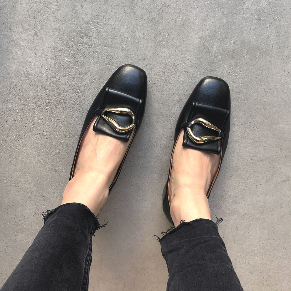Elegant Black Kiss Loafer Shoes for Women - Comfortable Slip-On Dress Flats for Office, Business & Casual Wear