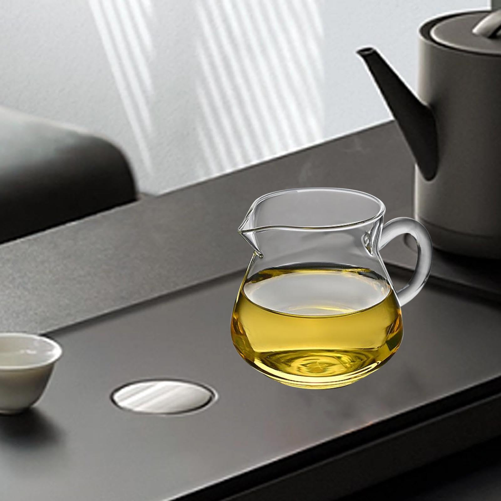 250ml Transparent Creamer Pitcher & Milk Jug - Mini Carafe for Tea, Coffee, Latte - 7x5.5x8.3cm - Perfect for Home, Café & Office Use