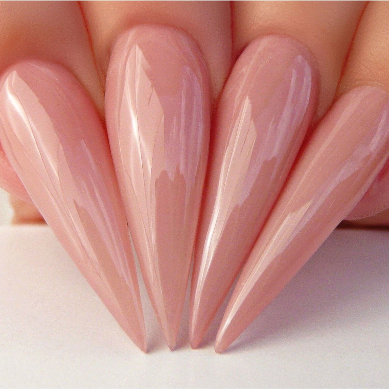 Cheeky Nail Lacquer N607 - Long-Lasting Nail Polish for Women, Vegan & Cruelty-Free - Perfect for Parties, Weddings & Everyday Wear