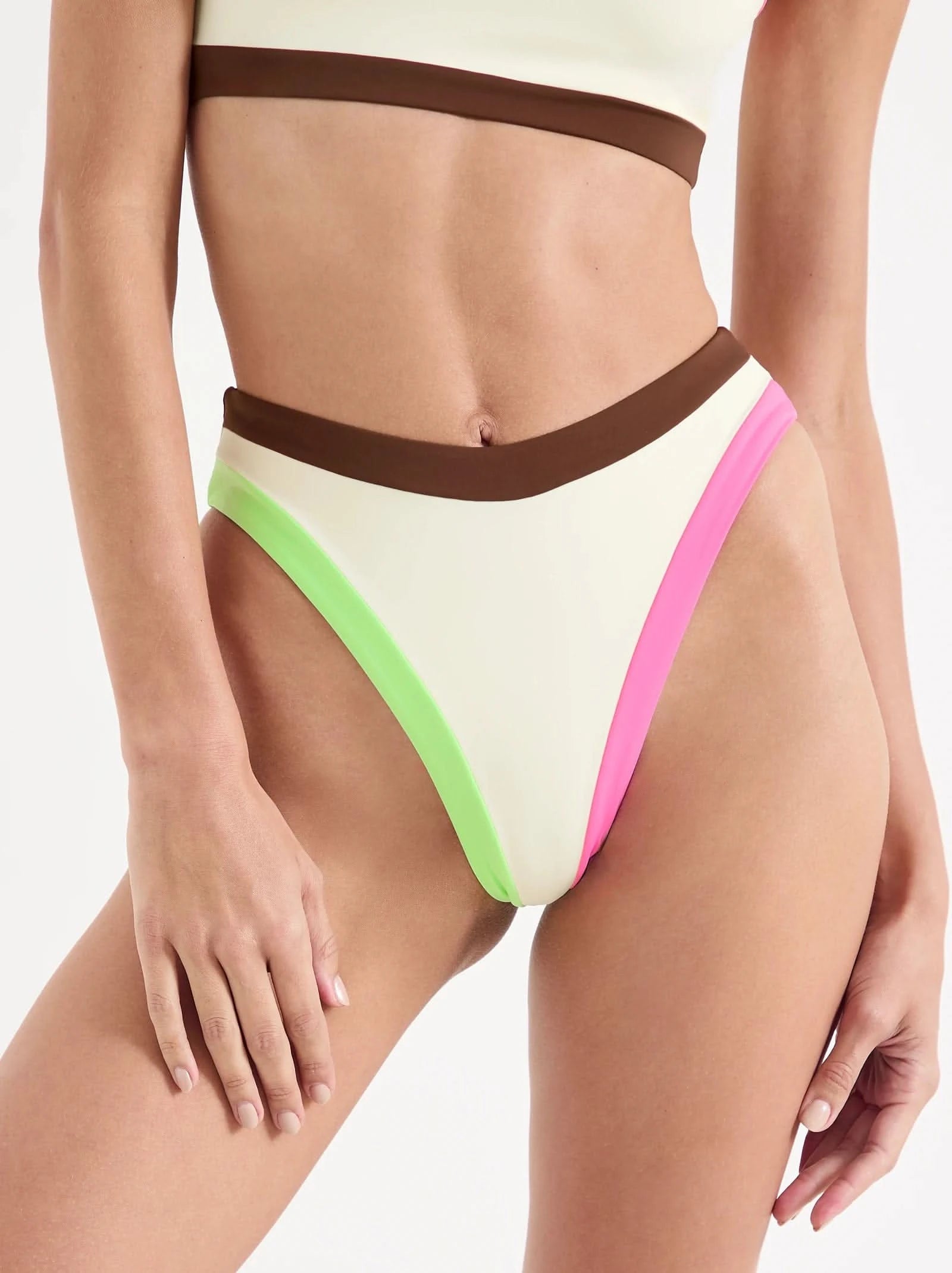 Gwyneth Bottom Paros - Stylish Women's Swimwear Bikini Bottoms for Beach & Pool Vacations