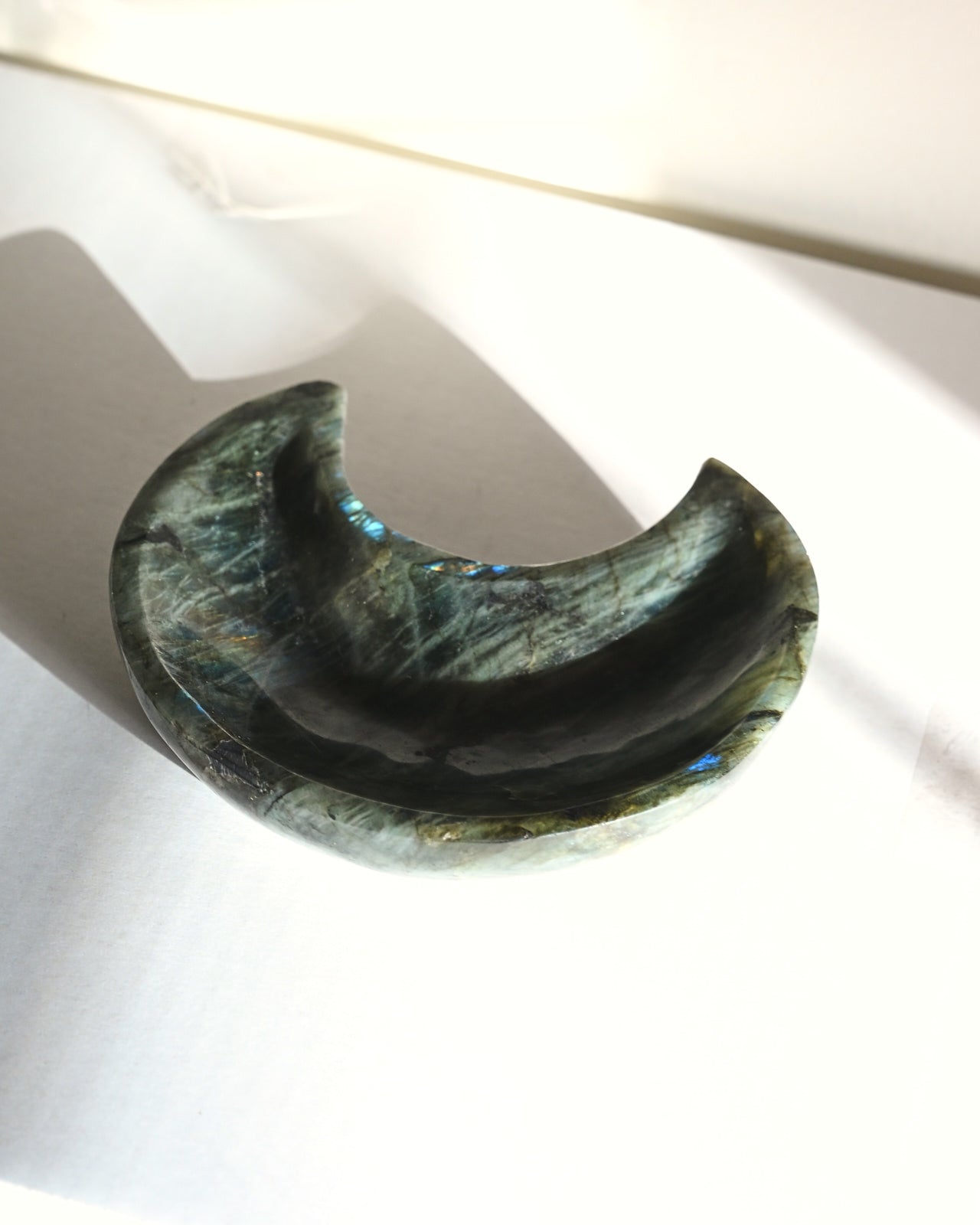 Labradorite Moon Bowl – Handmade Crystal Bowl for Meditation, Yoga & Home Decor | Healing Stone Bowl for Energy Cleansing & Spiritual Practices