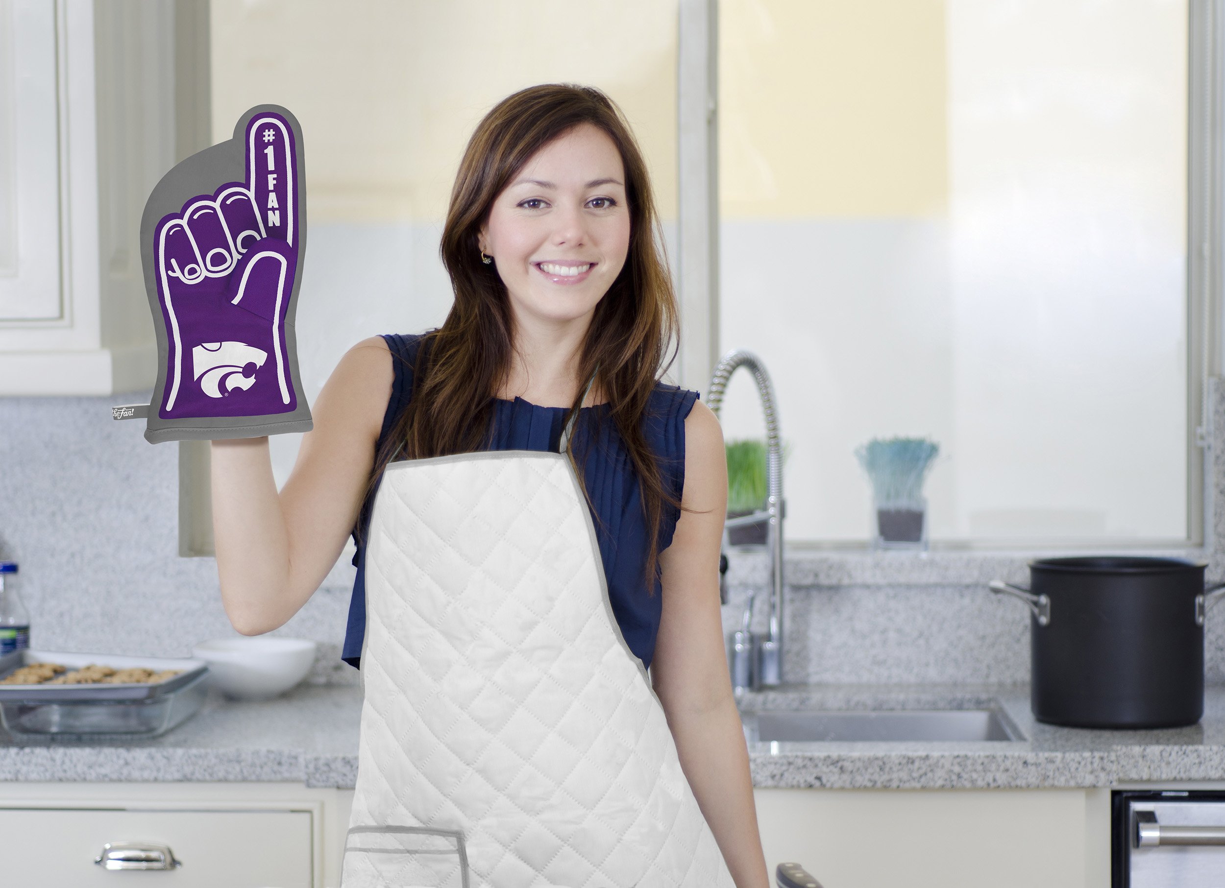 YouTheFan NCAA #1 Oven Mitt - Heat Resistant Kitchen Glove for Baking, Grilling & Cooking - Perfect for College Sports Fans & Game Day Parties