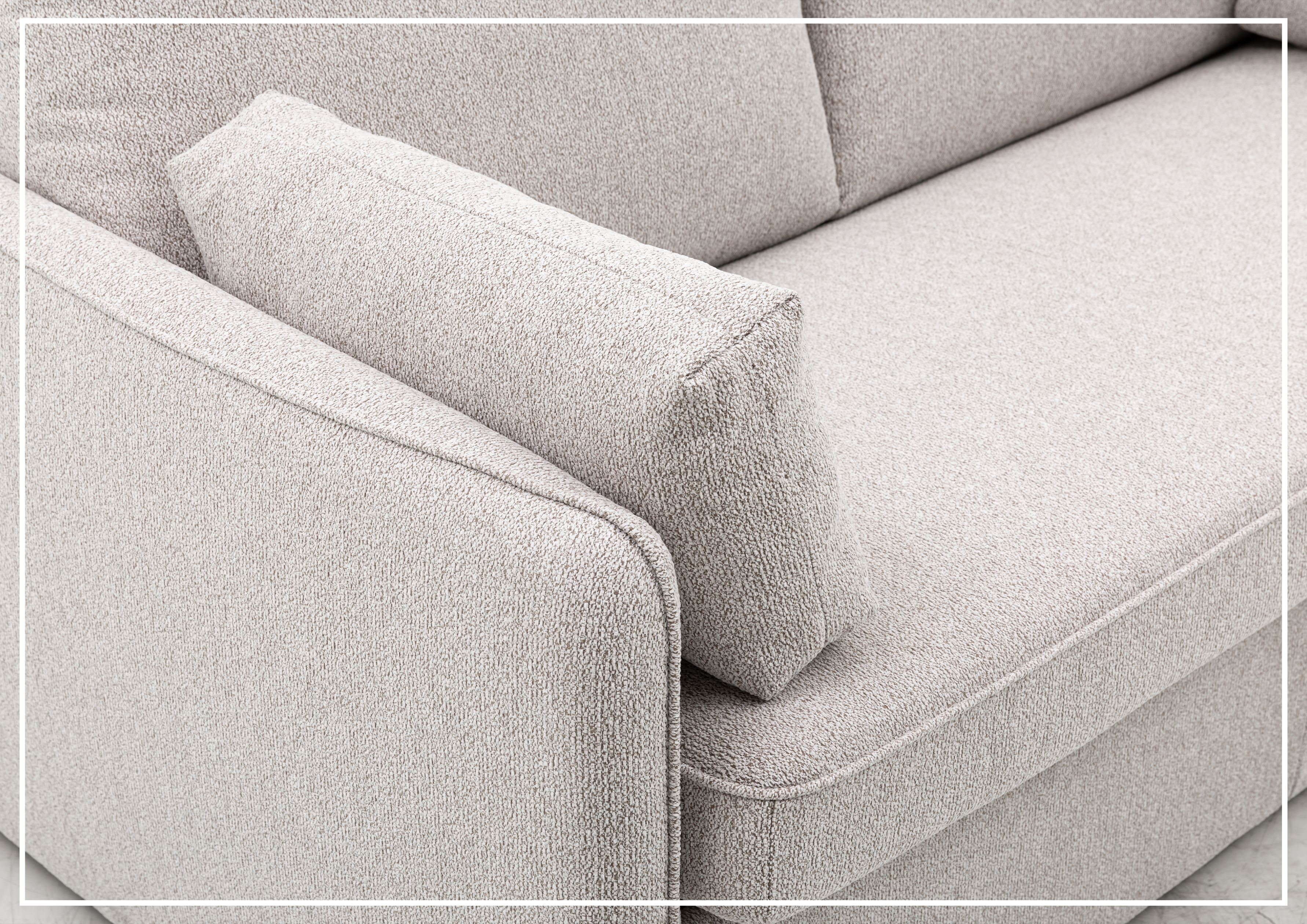 Gio Italia New York Queen Size Fabric Sleeper Sofa with Memory Foam - Affordable Convertible Sofa Bed for Small Spaces, Guest Rooms & Apartments