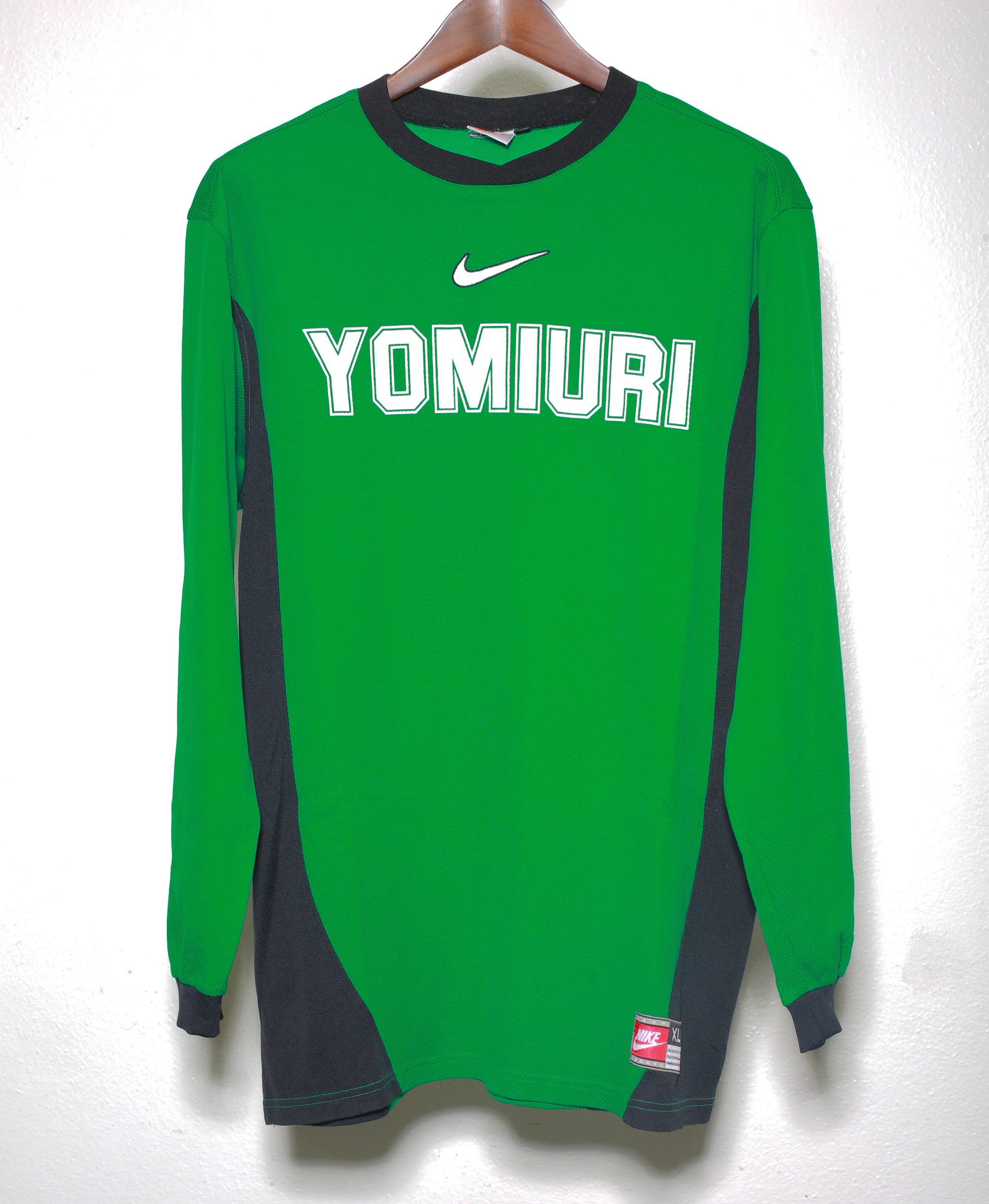 Authentic 1993 Yomiuri Verdy Away Jersey (Size XL) - Vintage Soccer Shirt for Collectors & Retro Football Fans