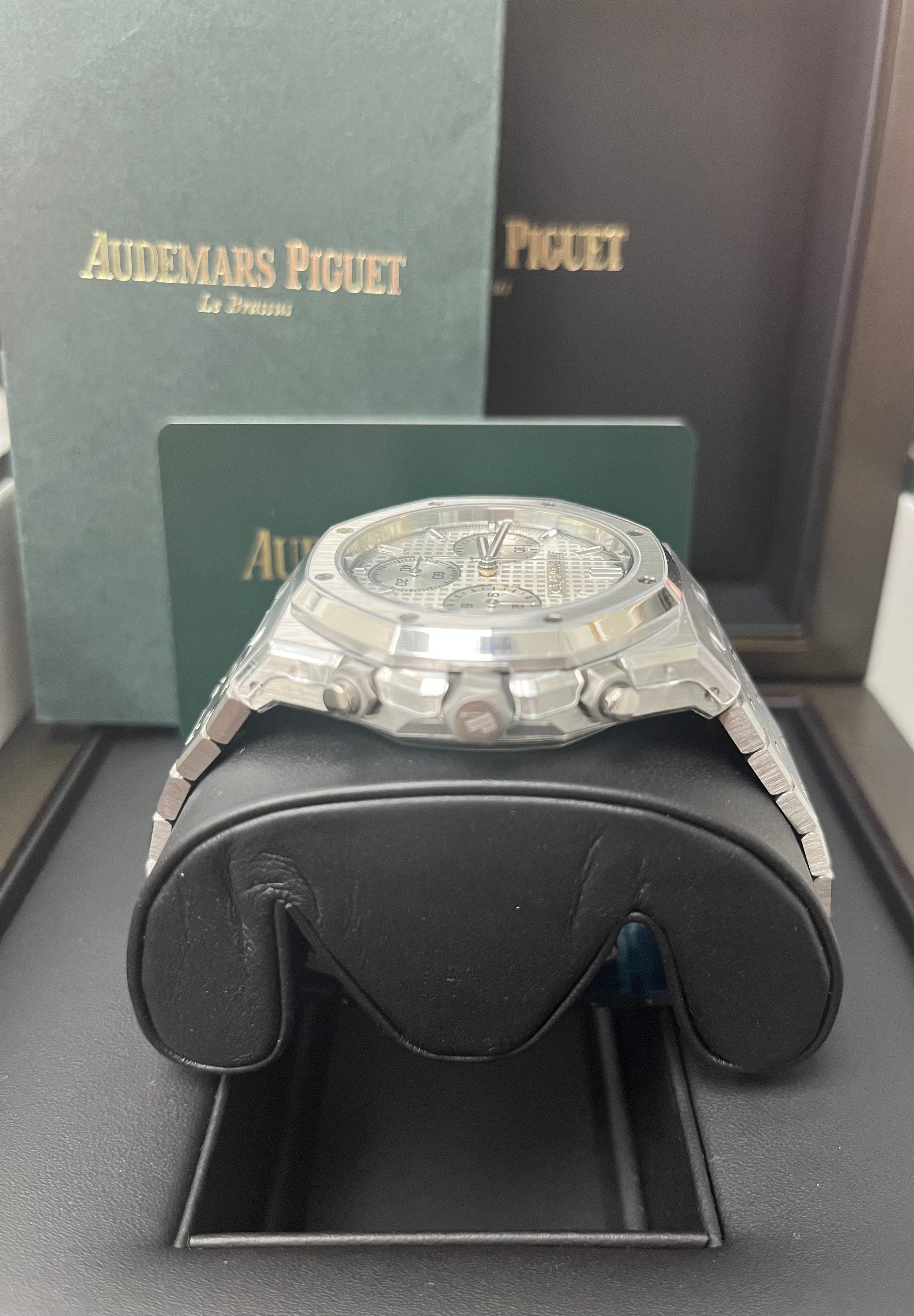 Audemars Piguet Royal Oak Chronograph 26240ST.OO.1320ST.07 - Luxury Men's Watch with White Dial & Stainless Steel Bracelet | Perfect for Business Meetings, Formal Events & Collector's Showcase