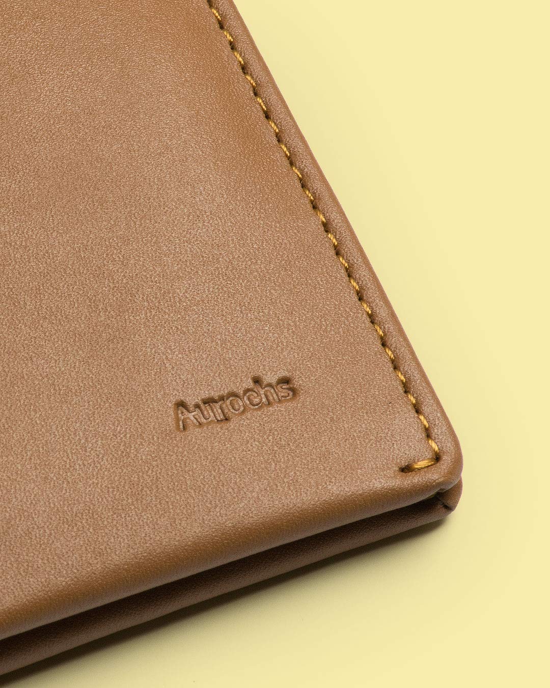 AUROCHS GRAVITY - Slim RFID Leather Bifold Wallet for Men | Minimalist Design | Premium Tan Leather | Ideal Gift for Dad, Husband & Boyfriend | Perfect for Everyday Carry, Travel & Business