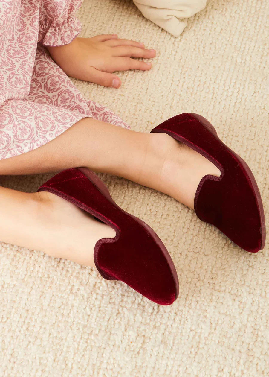 Burgundy Velvet Slippers for Women - Soft & Cozy House Shoes Size 24-34EU - Perfect for Indoor Relaxation, Lounging & Spa Days