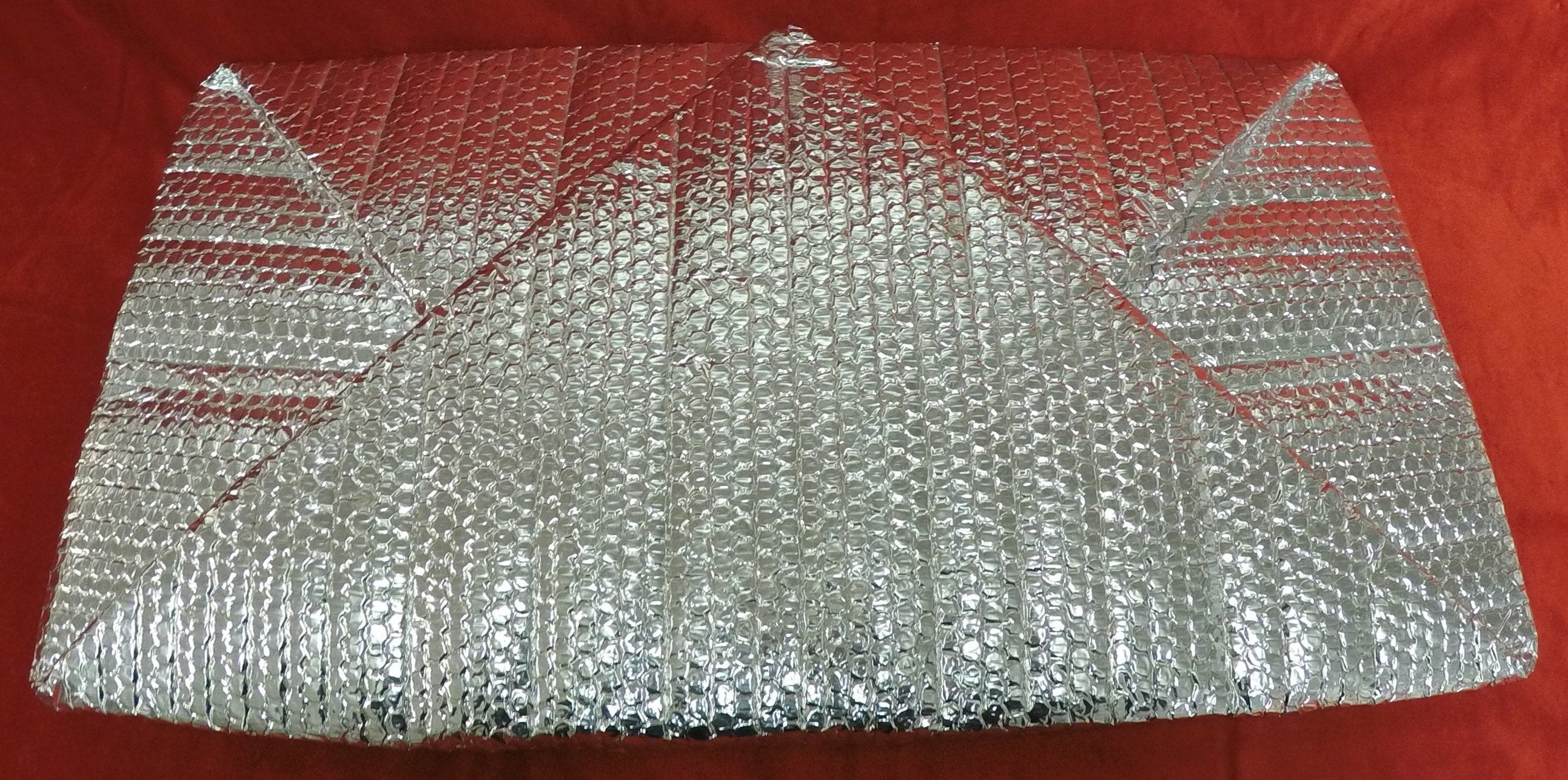 Heavy-Duty Foil Fish Box Liner - 50LB Capacity for Fresh Seafood Storage & Transport - Perfect for Commercial Fishing, Restaurants, and Catering Services
