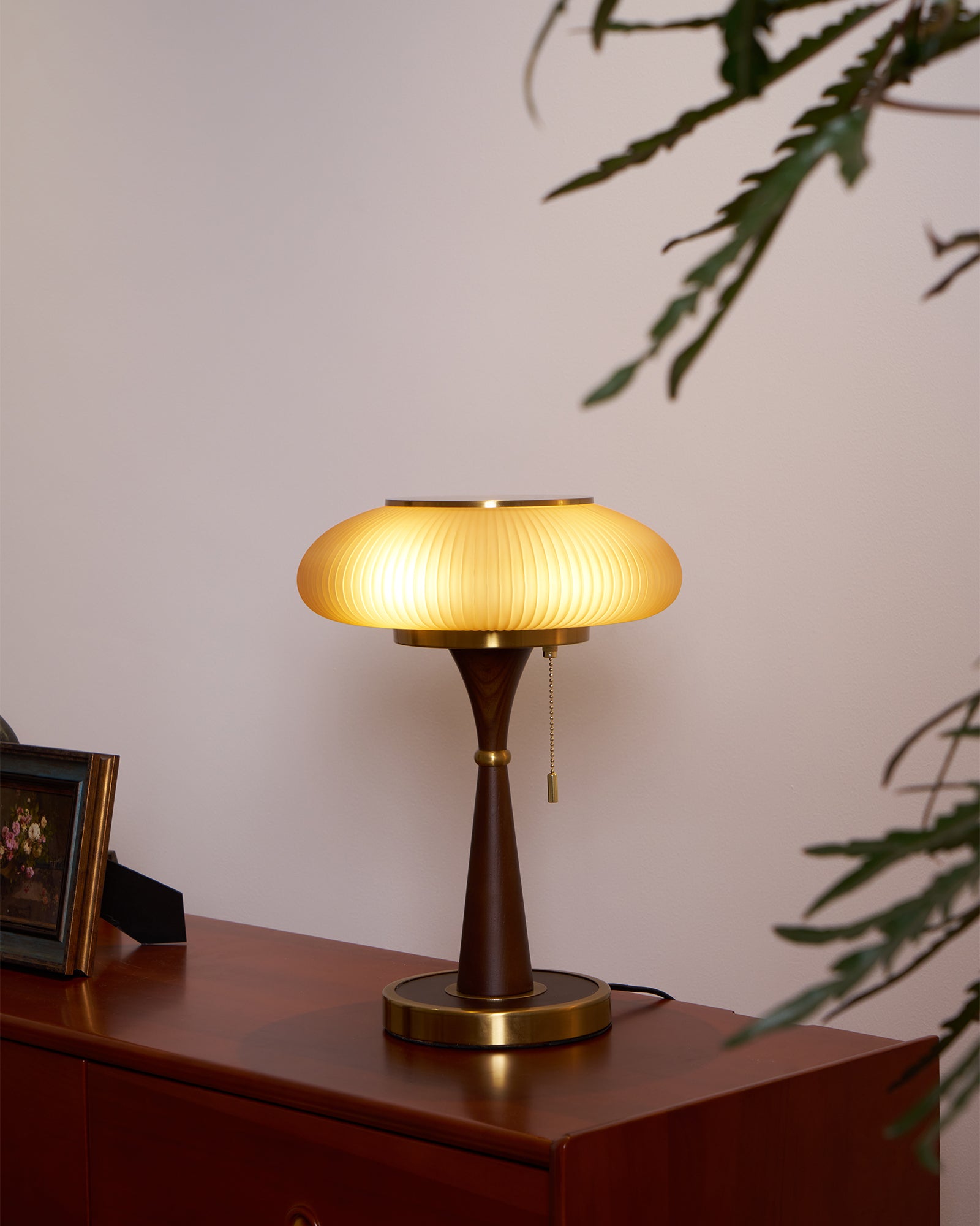 Premium Matsutake Mushroom Table Lamp - Modern LED Night Light for Bedroom, Living Room & Office - Warm White & Adjustable Brightness - Eco-Friendly Home Decor Gift Idea
