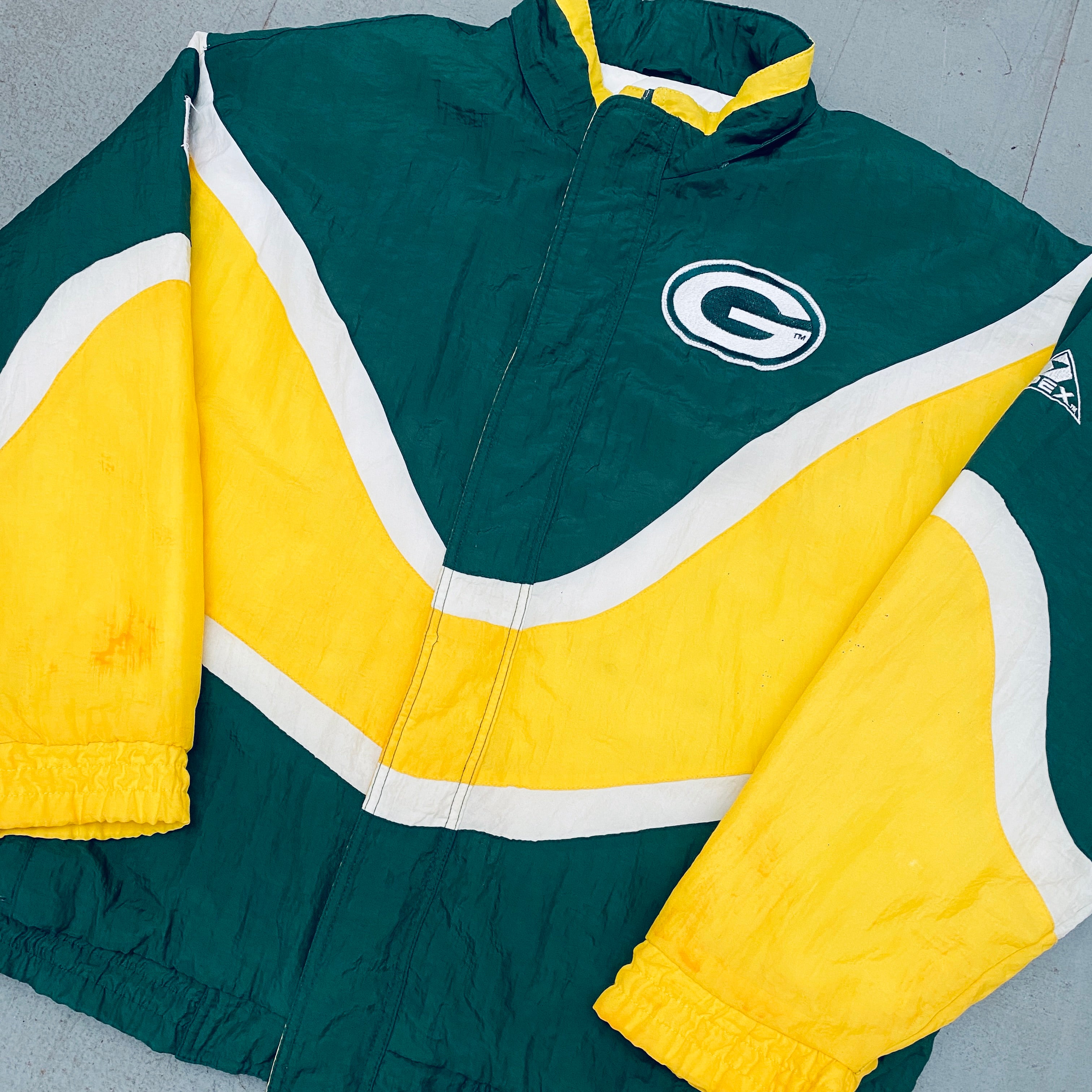 Green Bay Packers: 1990's Apex One Ice Cream Man Wave Fullzip Proline Jacket (L)