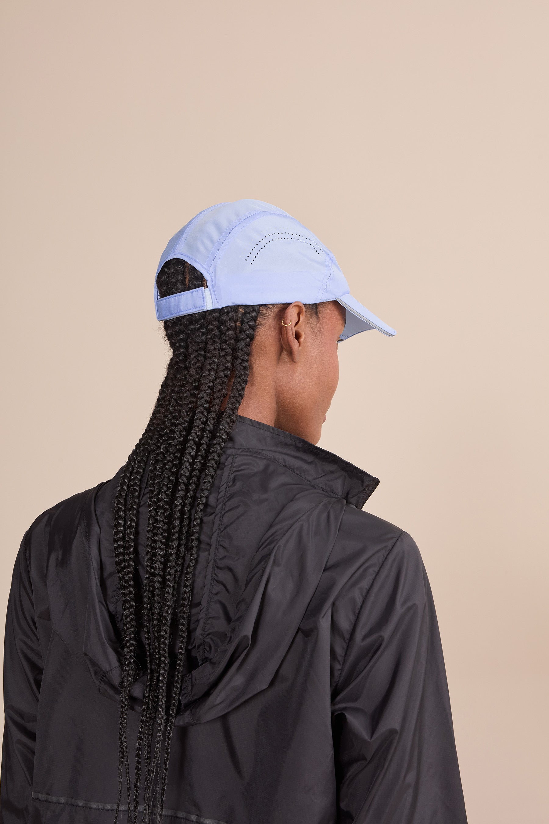 Unisex Reflective Running Cap - Lightweight Breathable Adjustable Hat for Men & Women - Perfect for Jogging, Hiking, and Nighttime Outdoor Activities
