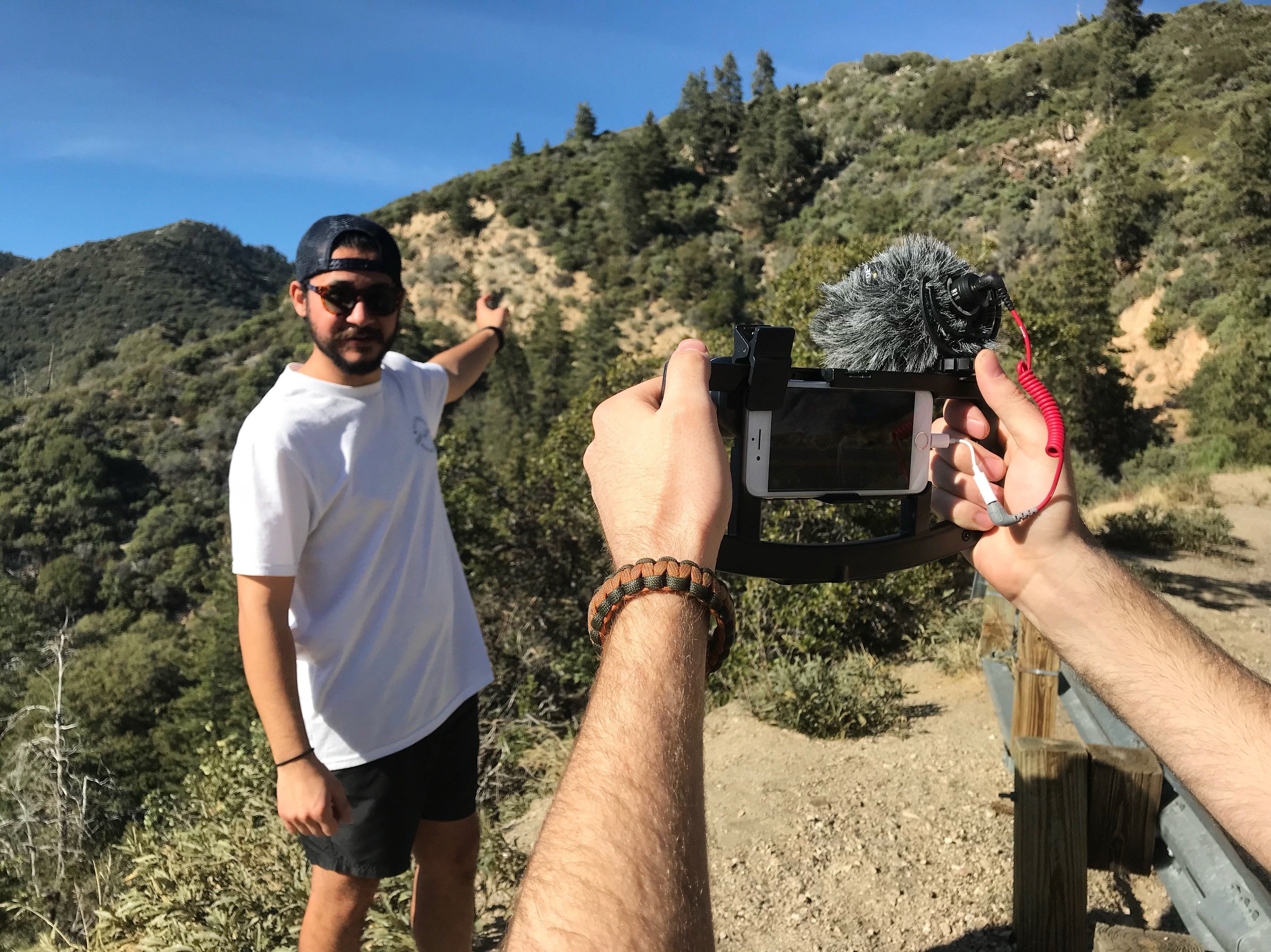 Rode VideoMicro Compact On-Camera Microphone - Perfect for Vlogging, YouTube Videos & DSLR Recording