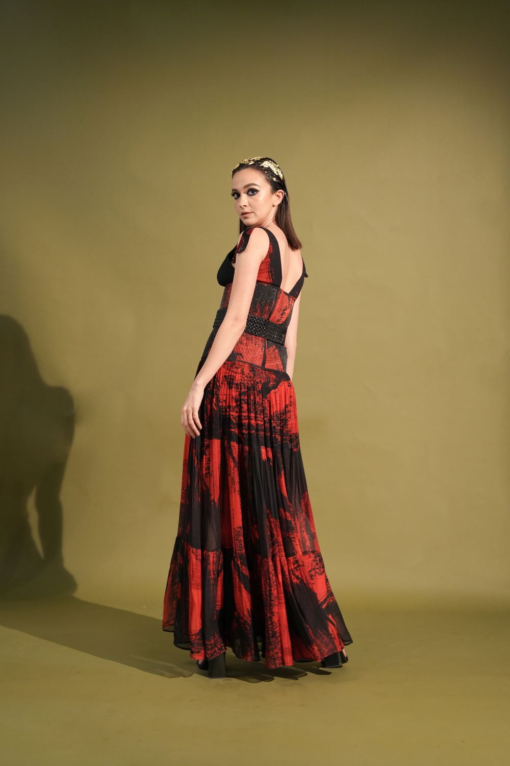Elegant Red & Black Stroke Print Corset with Adjustable Belt - Perfect for Burlesque, Cosplay & Evening Wear