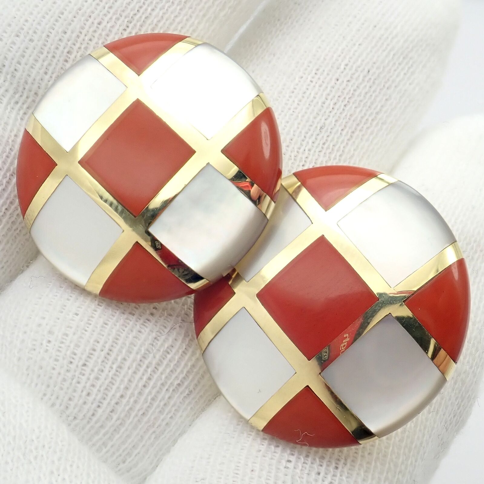 Tiffany & Co Cummings 18k Gold Mother of Pearl Carnelian Checkerboard Earrings - Luxury Jewelry for Women, Perfect for Weddings, Parties & Special Occasions