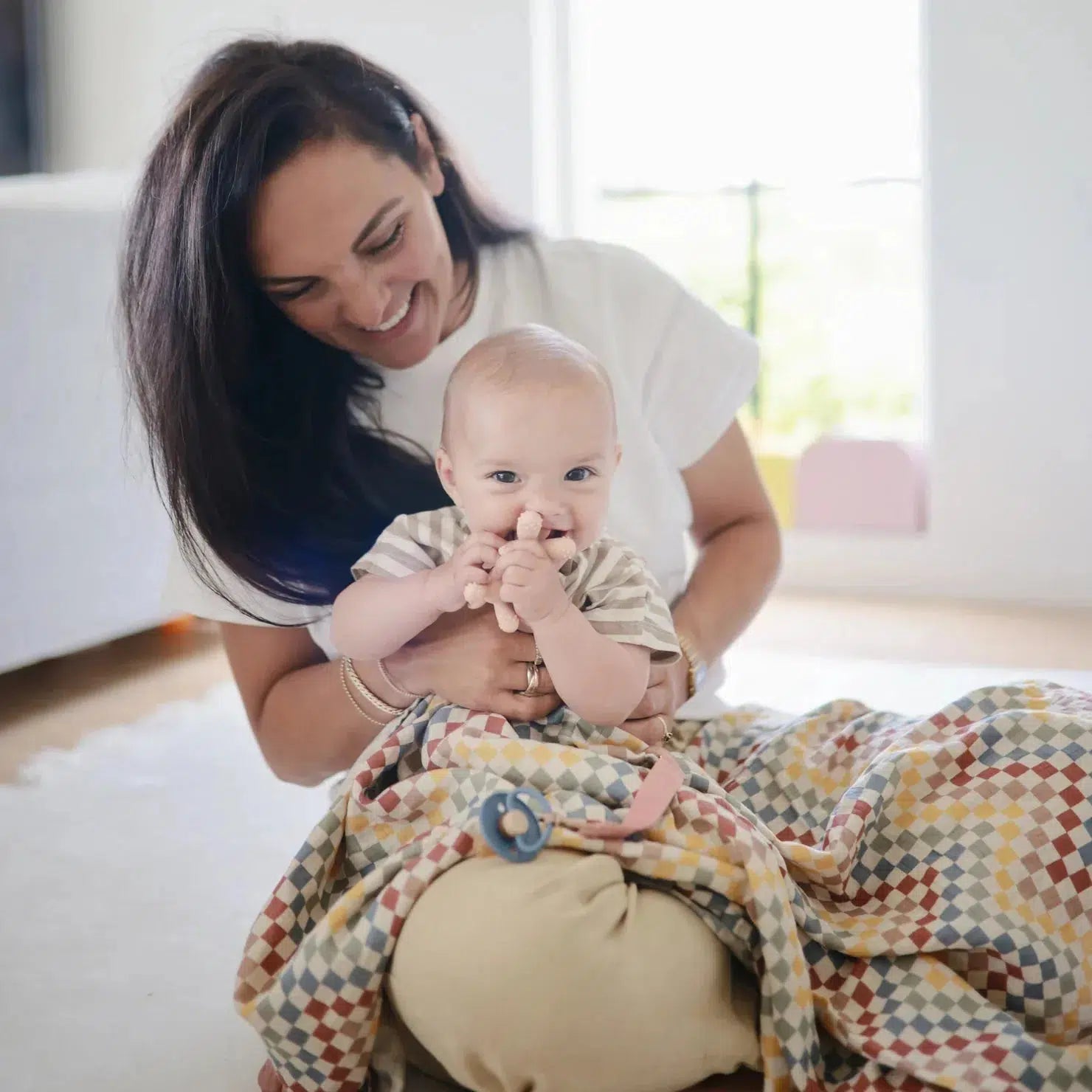 Mushie Organic Cotton Muslin Swaddle Blanket - Soft Baby Wrap for Newborns & Infants - Retro Check Design - Perfect for Swaddling, Nursing & Stroller Use