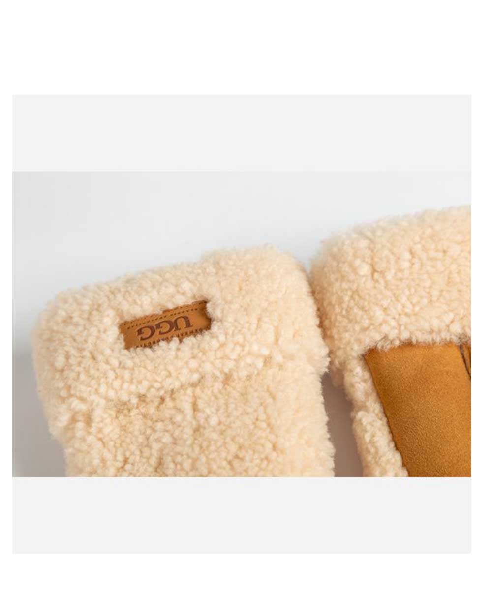 UGG Kids Curly Mitten Gloves - Warm Winter Gloves for Boys & Girls - Soft Fleece Lined Hand Protection for Cold Weather - Perfect for Snow Play, School & Outdoor Activities
