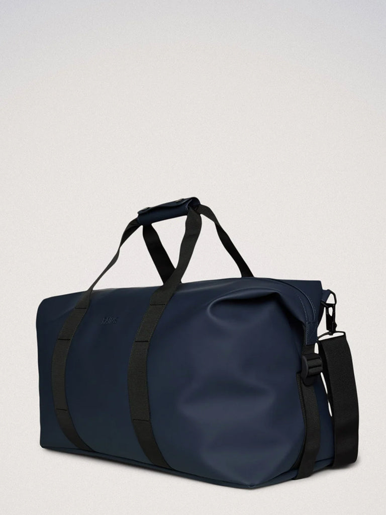 Rains Hilo Weekend Bag - Waterproof Travel Duffle for Men & Women - Navy Blue Carry-On Luggage for Gym, Work, and Weekend Getaways