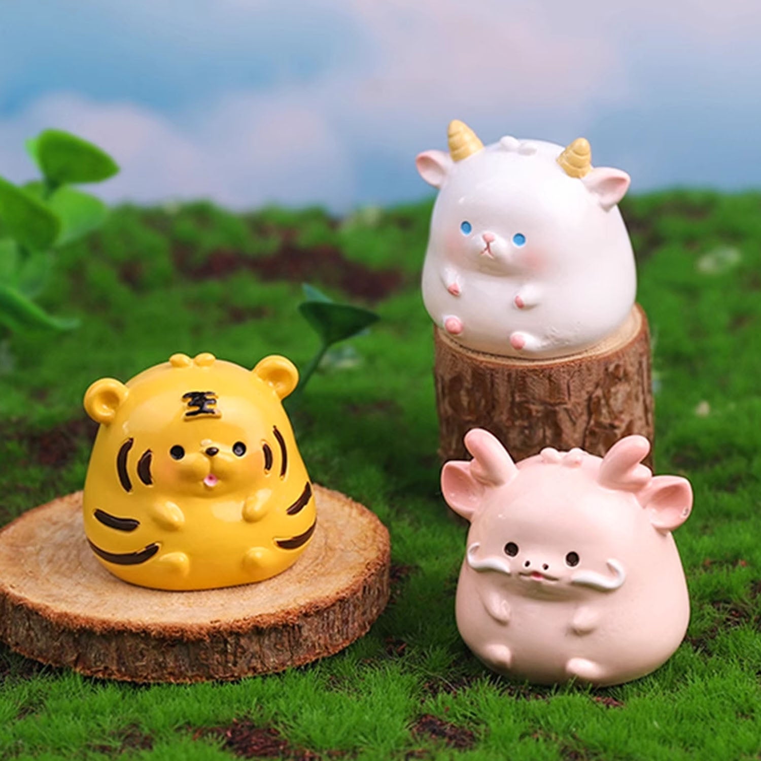 Chinese Zodiac Bean Series Blind Box - 12 Cute Collectible Mini Figurines for Home Decor, Office Display & Gift Giving