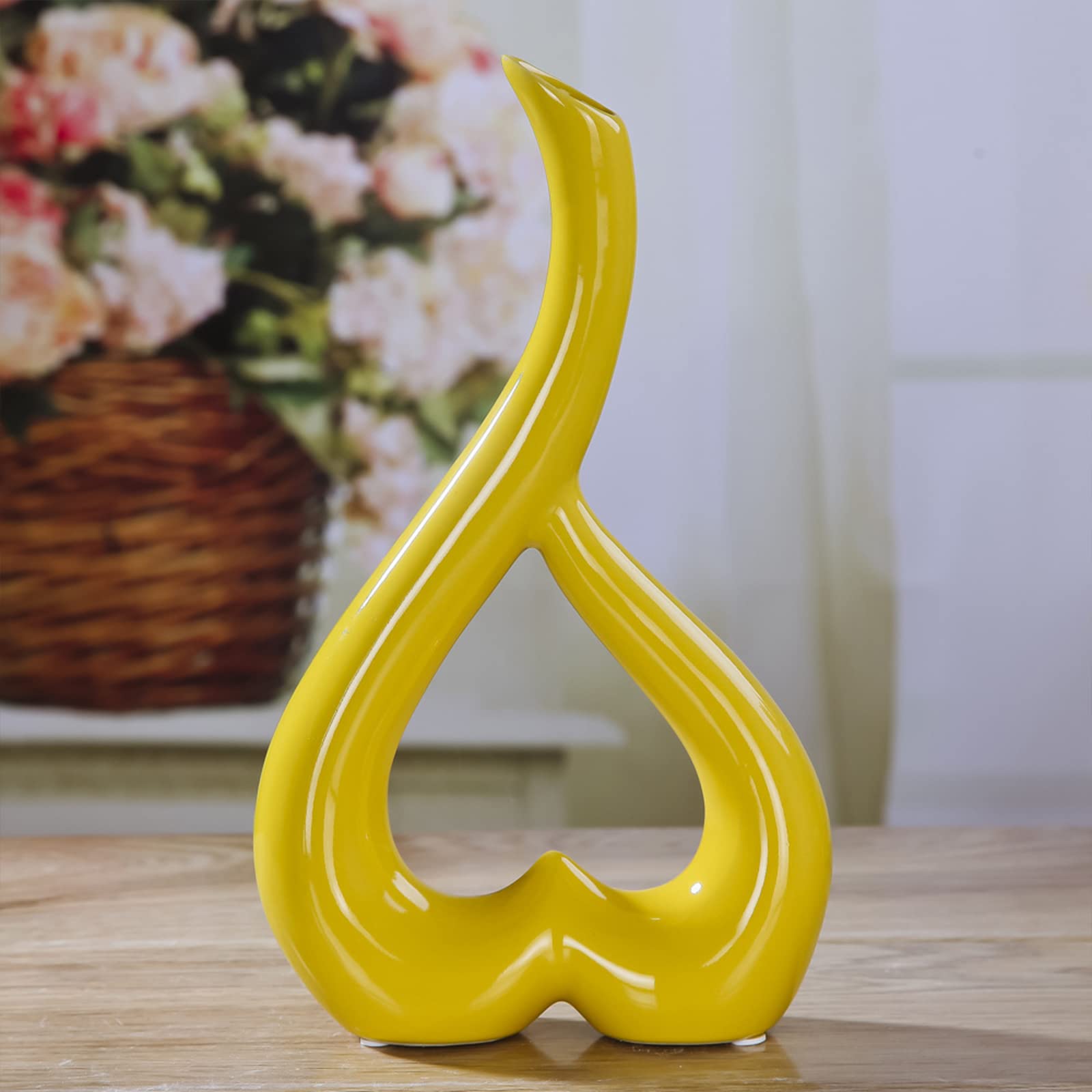 White Ceramic Heart Shaped Vase - 10.2x5.9 Inch Modern Geometric Decorative Centerpiece for Home, Office, Party & Wedding Decor | Elegant Desktop Sculpture Art for Tabletop Display & Gift Giving