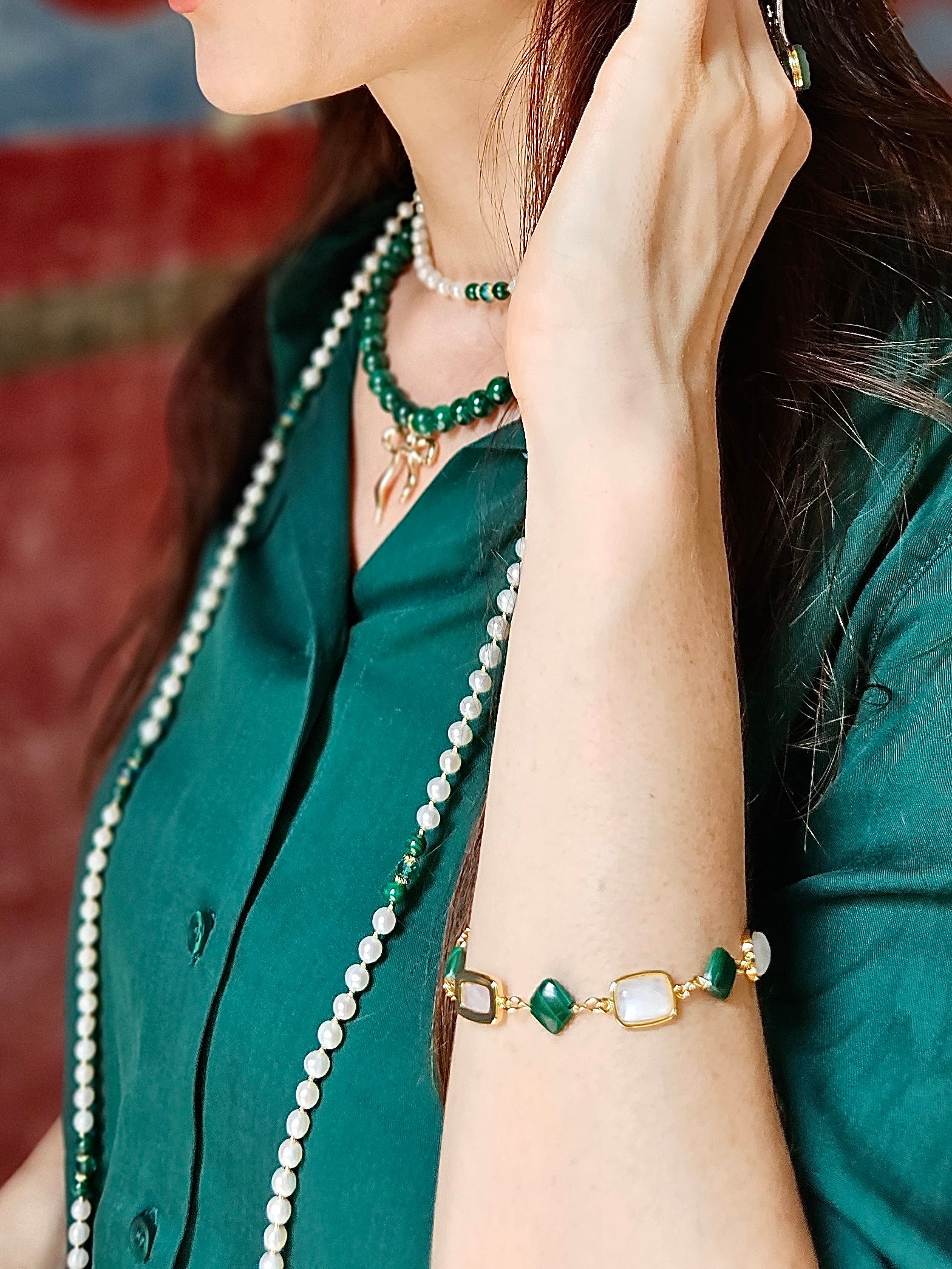 Moonstone and Malachite Gemstone Bracelet for Women - Healing Crystal Jewelry for Meditation, Yoga & Spiritual Balance (Style NB012)