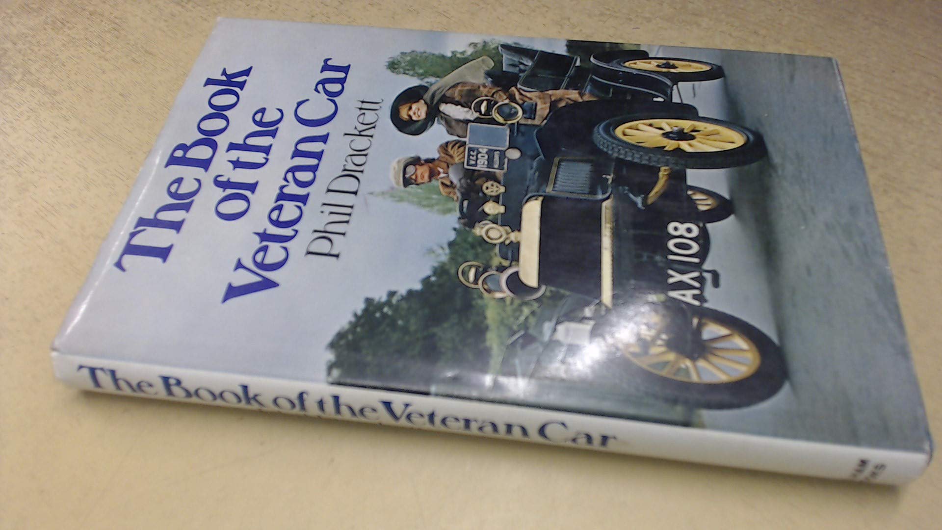 Vintage Car Book - Collector's Guide & History of Classic Automobiles | Perfect for Car Enthusiasts, Restoration Projects & Automotive History Lovers