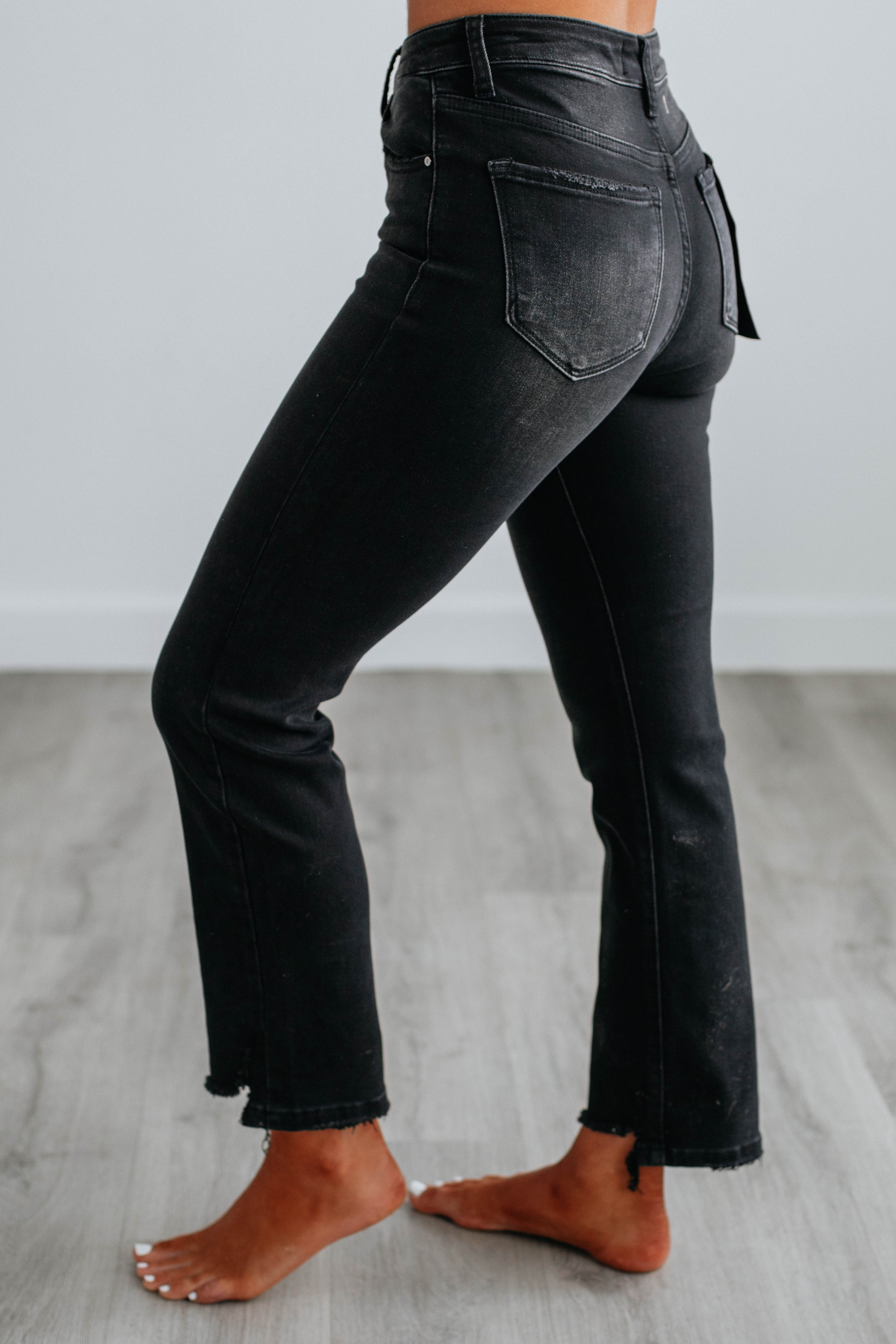 Blaine Risen Vintage Black Jeans for Men - High Waisted Slim Fit Denim Pants | Perfect for Casual Wear, Date Night & Street Style Fashion