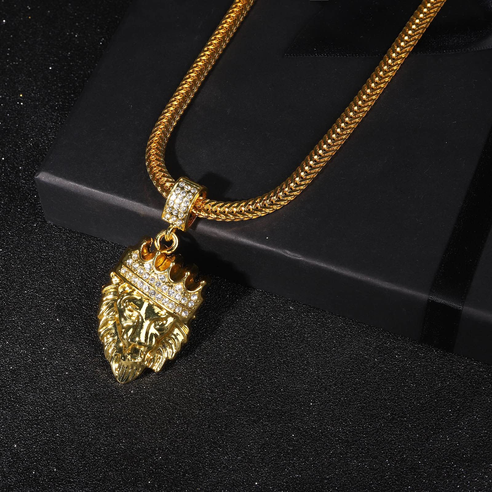 Men's Hip Hop Cuban Link Chain Necklace with Rhinestones & Pendant - Gold Iced Out Jewelry for Rappers & Streetwear Fashion (One Size) | Perfect for Parties, Concerts & Urban Style