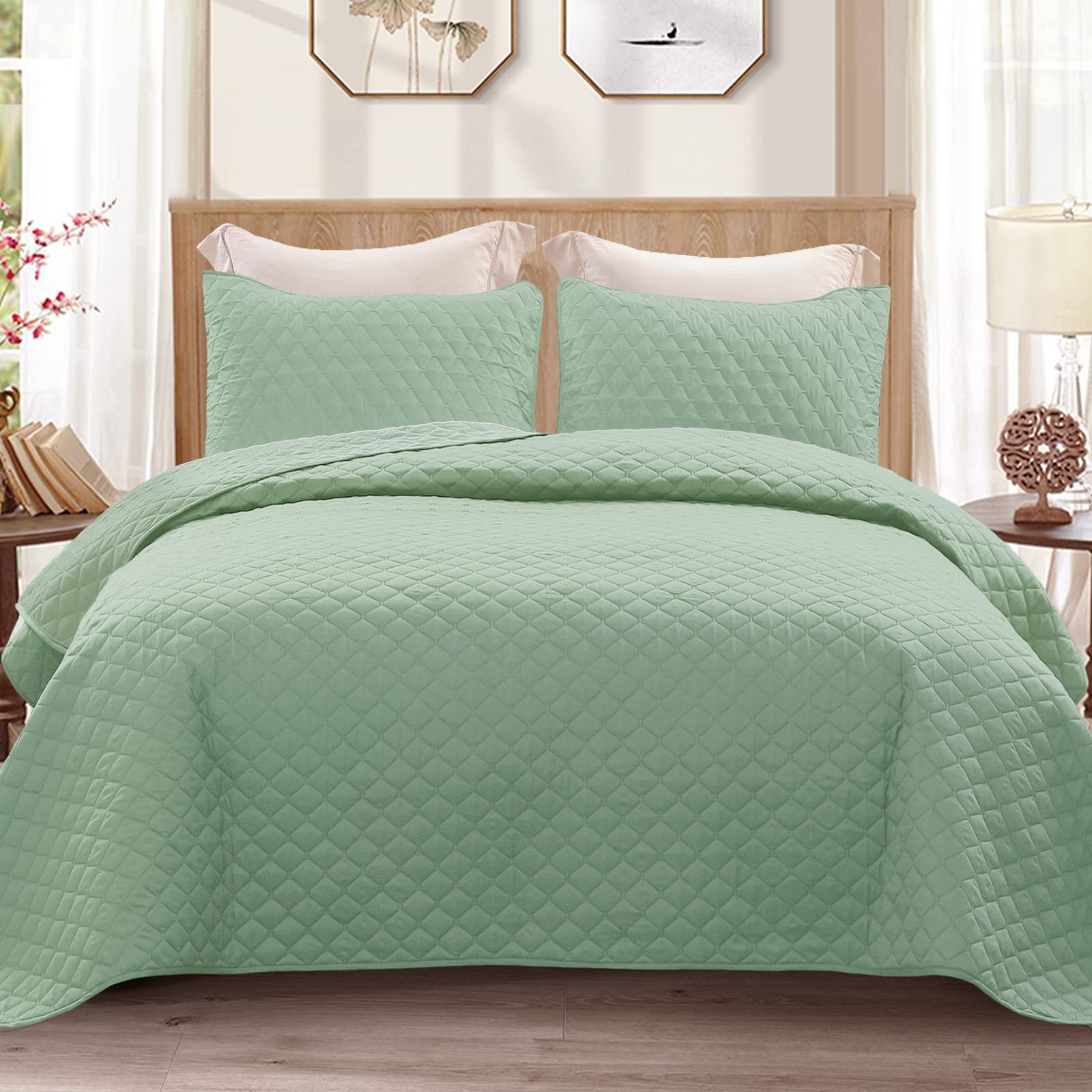 Reversible Ultrasonic Full/Queen Quilt Bedding Set with Pillow Shams - Lightweight All-Season Soft Bedspread Coverlet (Light Green, 90