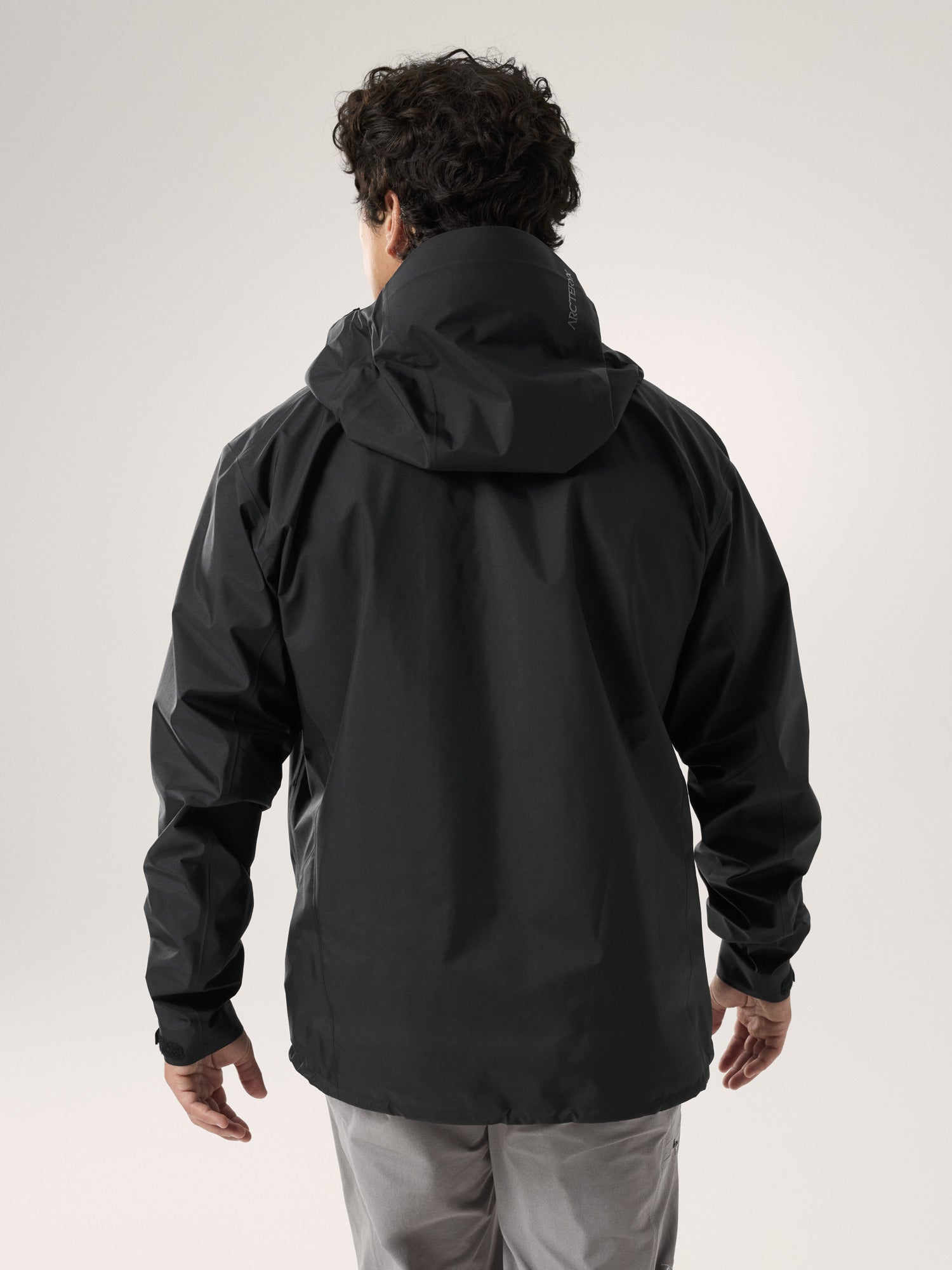Men's Beta SL Jacket - Lightweight Waterproof Hiking Shell for Outdoor Adventures - Perfect for Camping, Backpacking & Mountain Climbing
