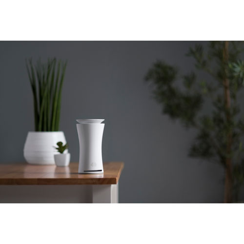 uHoo Indoor 9-in-1 Smart Air Quality Monitor - Real-time Air Pollution Detector for Home & Office - Tracks CO2, PM2.5, VOCs, Temperature & Humidity - Perfect for Allergy Sufferers, Parents & Health-conscious Individuals