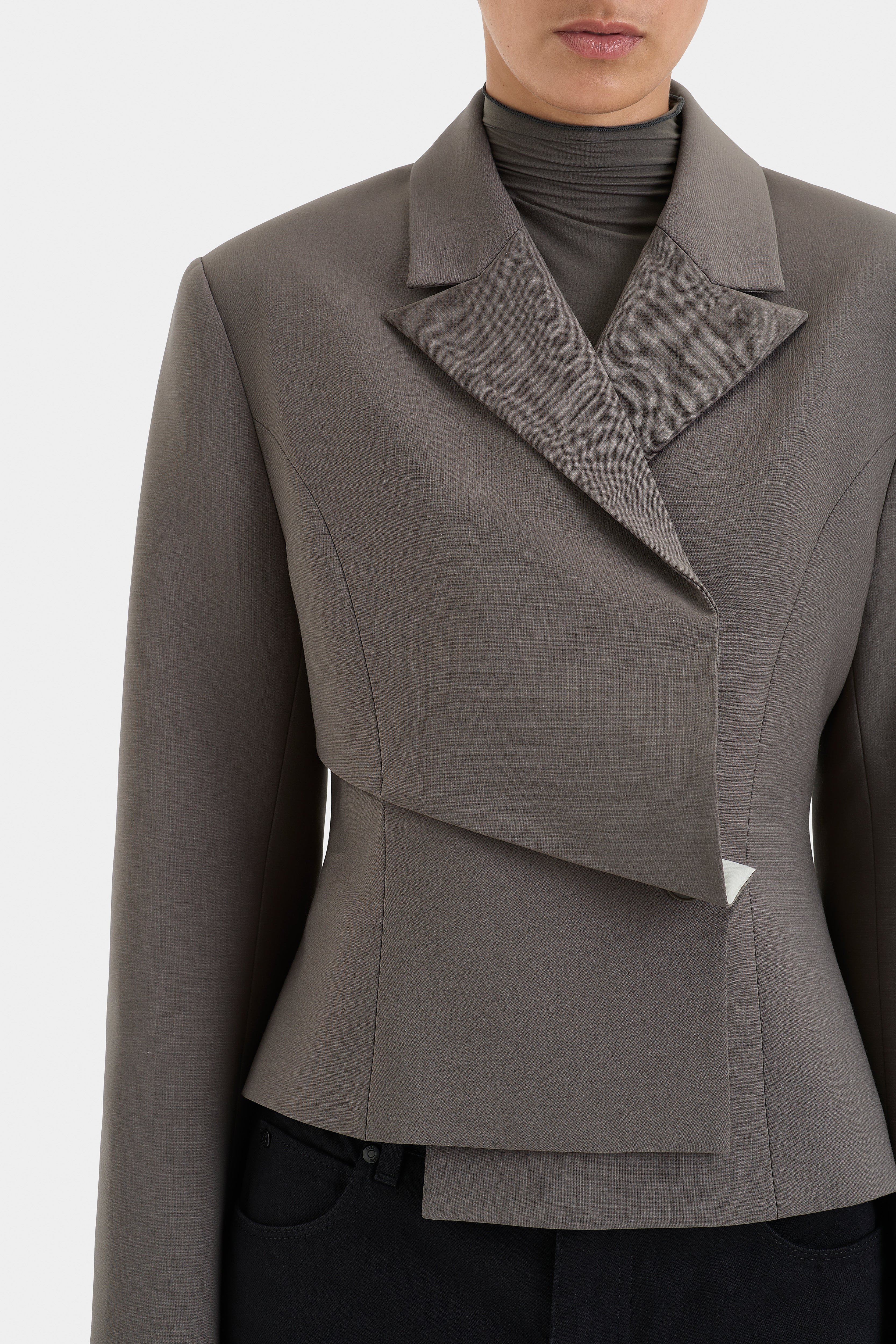Elegant Maya Pleated Blazer for Women - Office Wear, Business Casual & Formal Occasions | Stylish Work Jacket for Professional Outfits