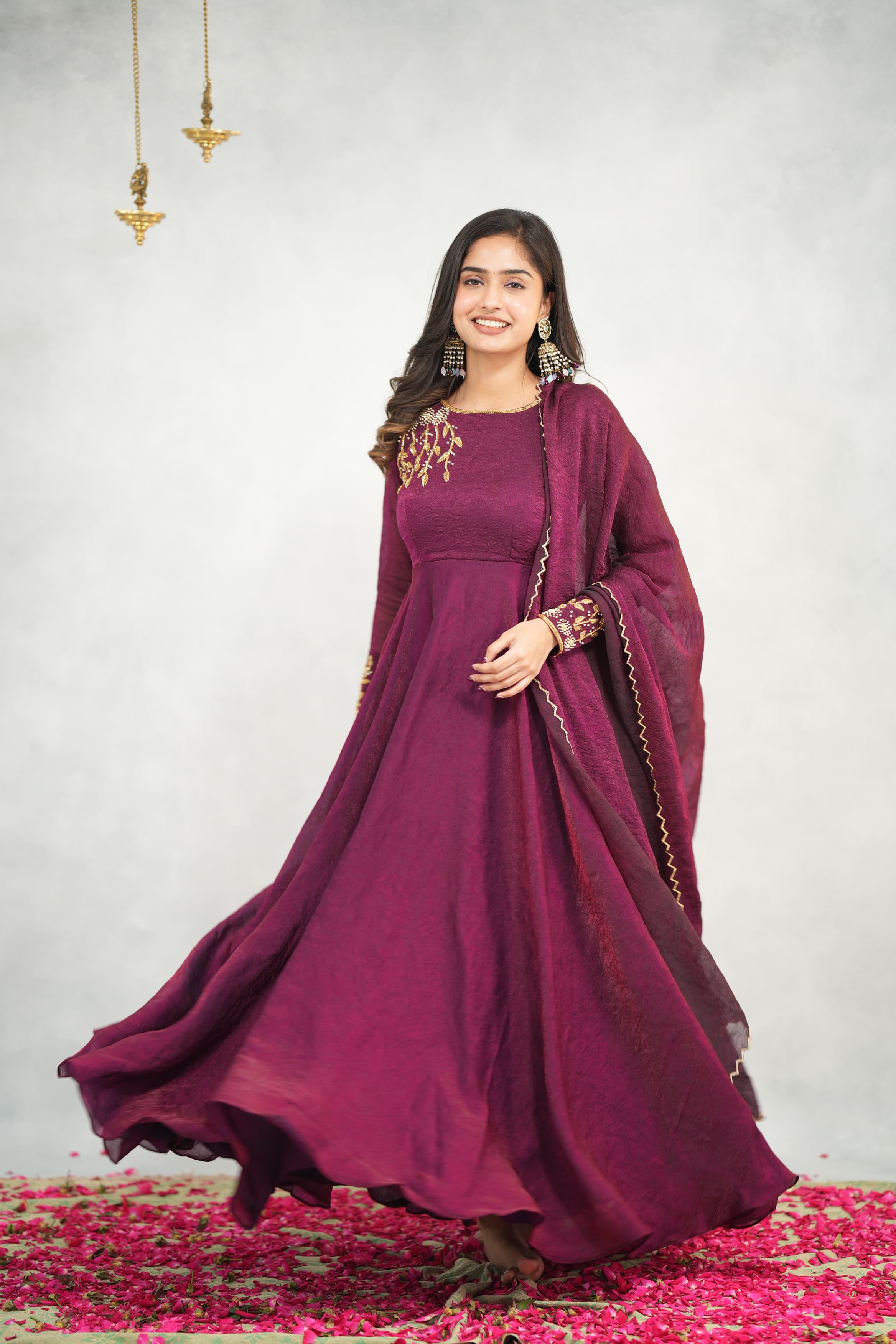 Vidhya Premium Designer Drape Wear - Elegant Fashion Shawl for Women | Perfect for Parties, Weddings & Special Occasions