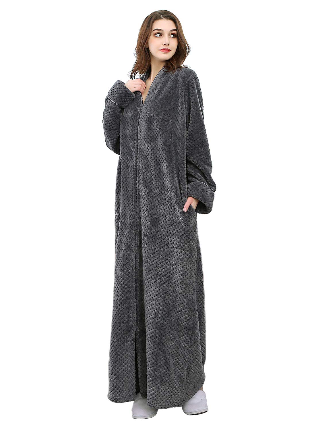 HelloMamma Women's Warm Plush Winter Robe - Long Fleece Bathrobe with Zipper for Women | Cozy Loungewear for Cold Nights & Spa Days