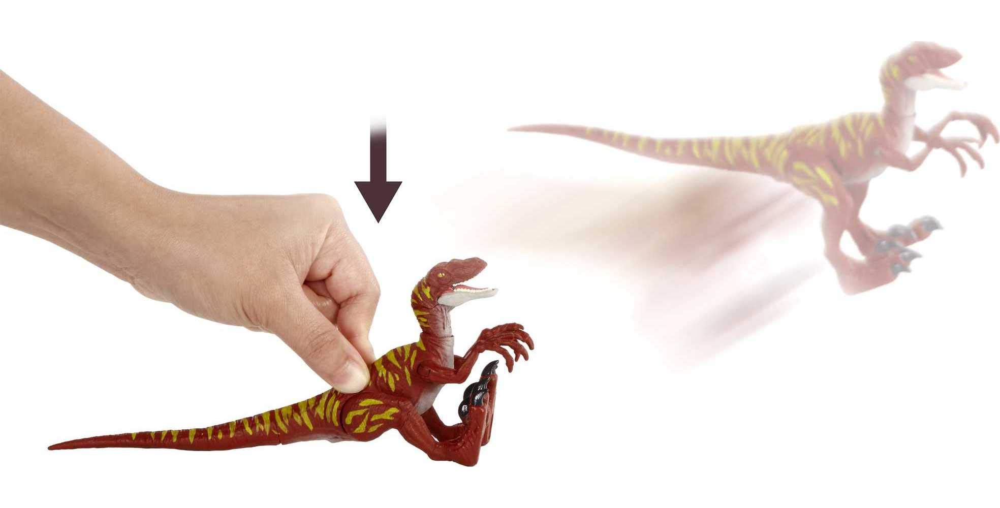 Jurassic World Velociraptor Savage Strike Dinosaur Action Figure - Jumping Attack Pose, Movable Arms & Legs, Iconic Species Design - Perfect Gift for Kids 4+ | Dinosaur Toys for Playtime, Birthday Gifts & Jurassic Park Fans