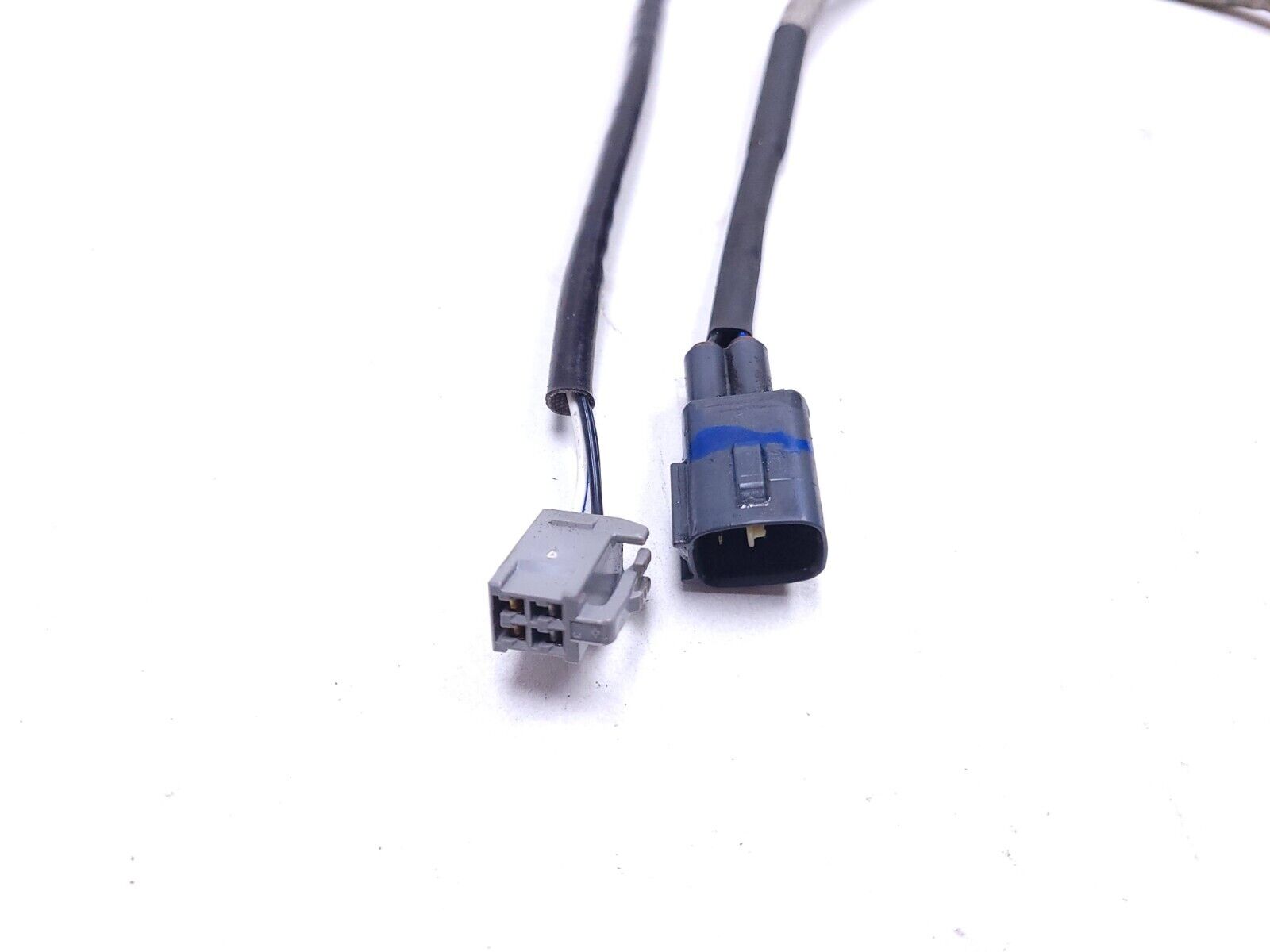 2003 2008 Toyota Corolla Oxygen Sensor 2-Pack - OEM Replacement Part - Compatible with Front/Rear O2 Sensors - Improve Fuel Efficiency & Emissions - Perfect for Engine Maintenance & Performance Tuning