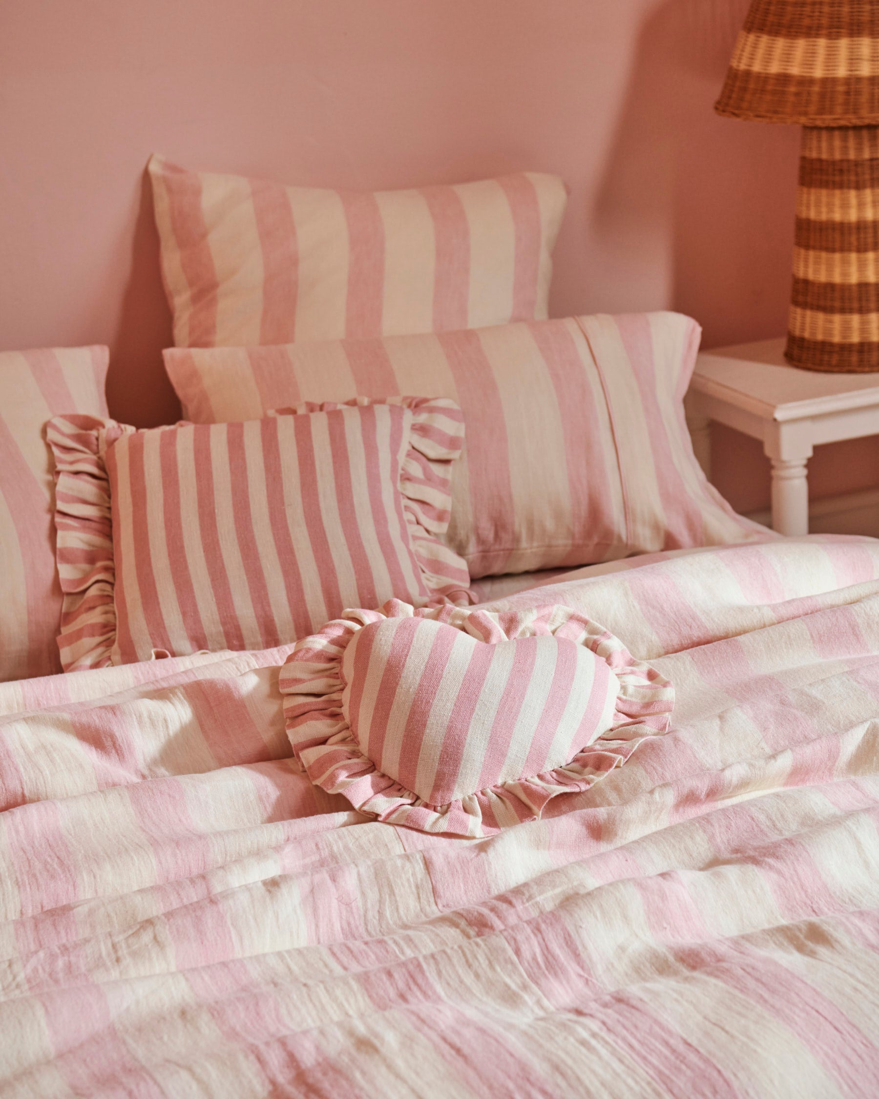 Soft Candy Stripe Linen Pillowcases Set of 2 - Breathable & Hypoallergenic Bedding for Side Sleepers - Perfect for Guest Room, Master Bedroom & Home Decor
