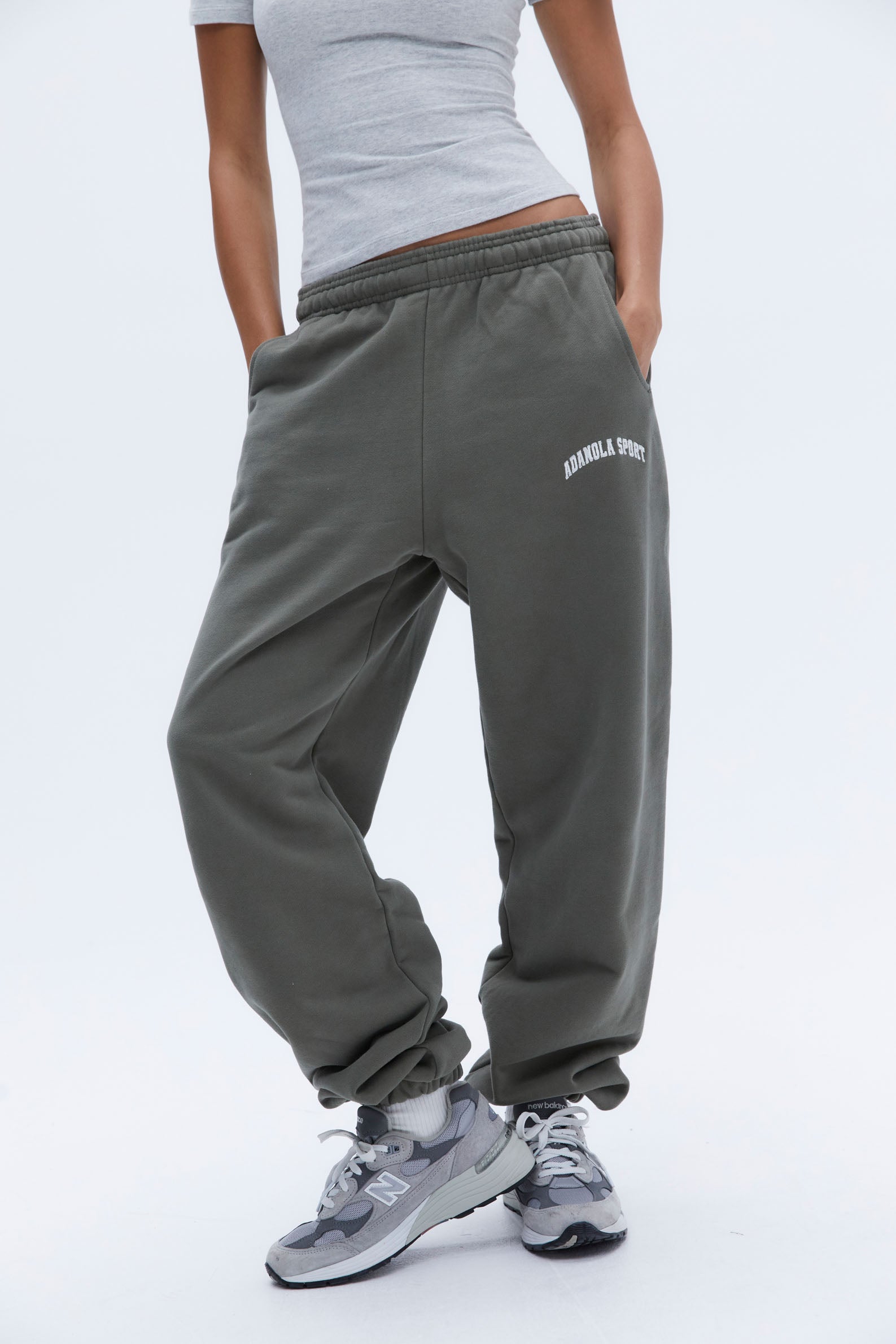 AS Women's High-Waisted Fleece Sweatpants - Soft Olive Green Joggers for Lounge & Workout | Comfortable Casual Pants for Yoga, Running & Home Wear