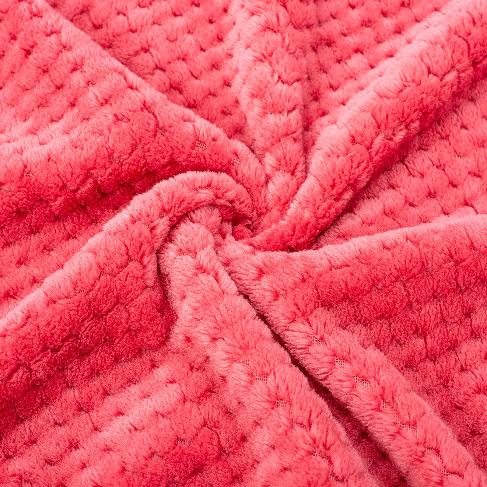 Warm Fleece Pet Blanket for Dogs & Cats - Soft Plush Throw for Bed, Couch & Travel (32