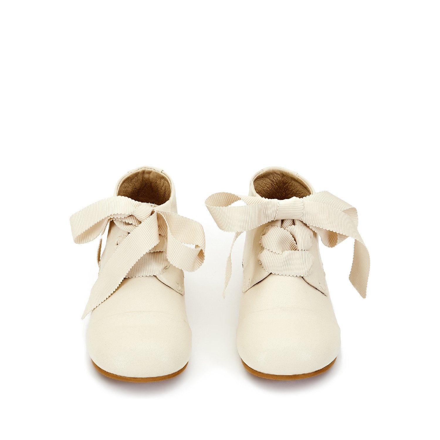 Jane White - Stylish and Comfortable Women's Fashion for Everyday Wear, Work, and Special Occasions