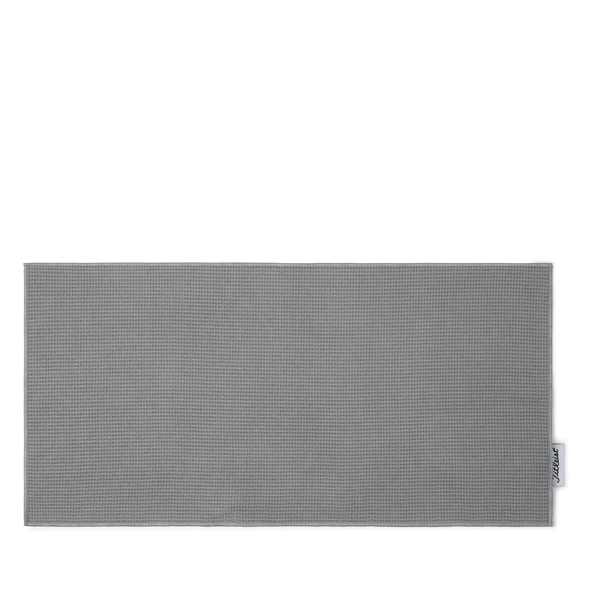 Titleist Golf Players Microfiber Towel - Premium Absorbent & Quick-Drying Golf Towel for Golfers - Perfect for Golf Course, Driving Range & Sports Training